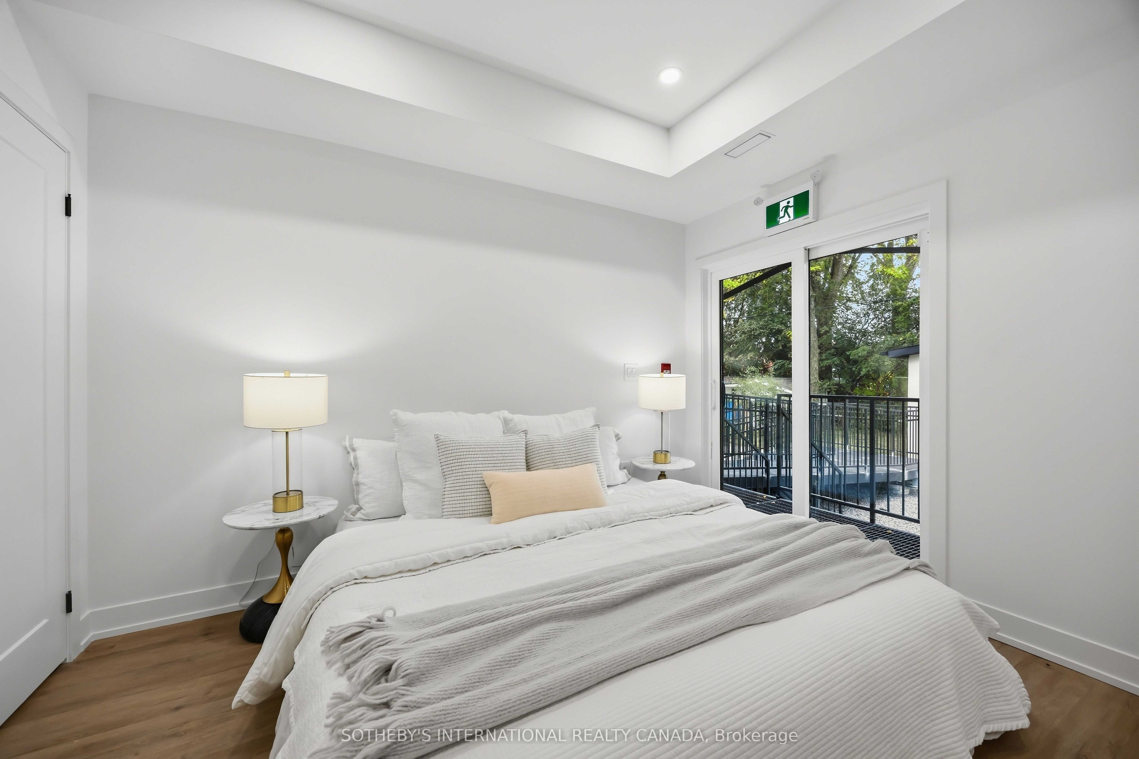 207 Connaught Avenue 1 Property Photo 16