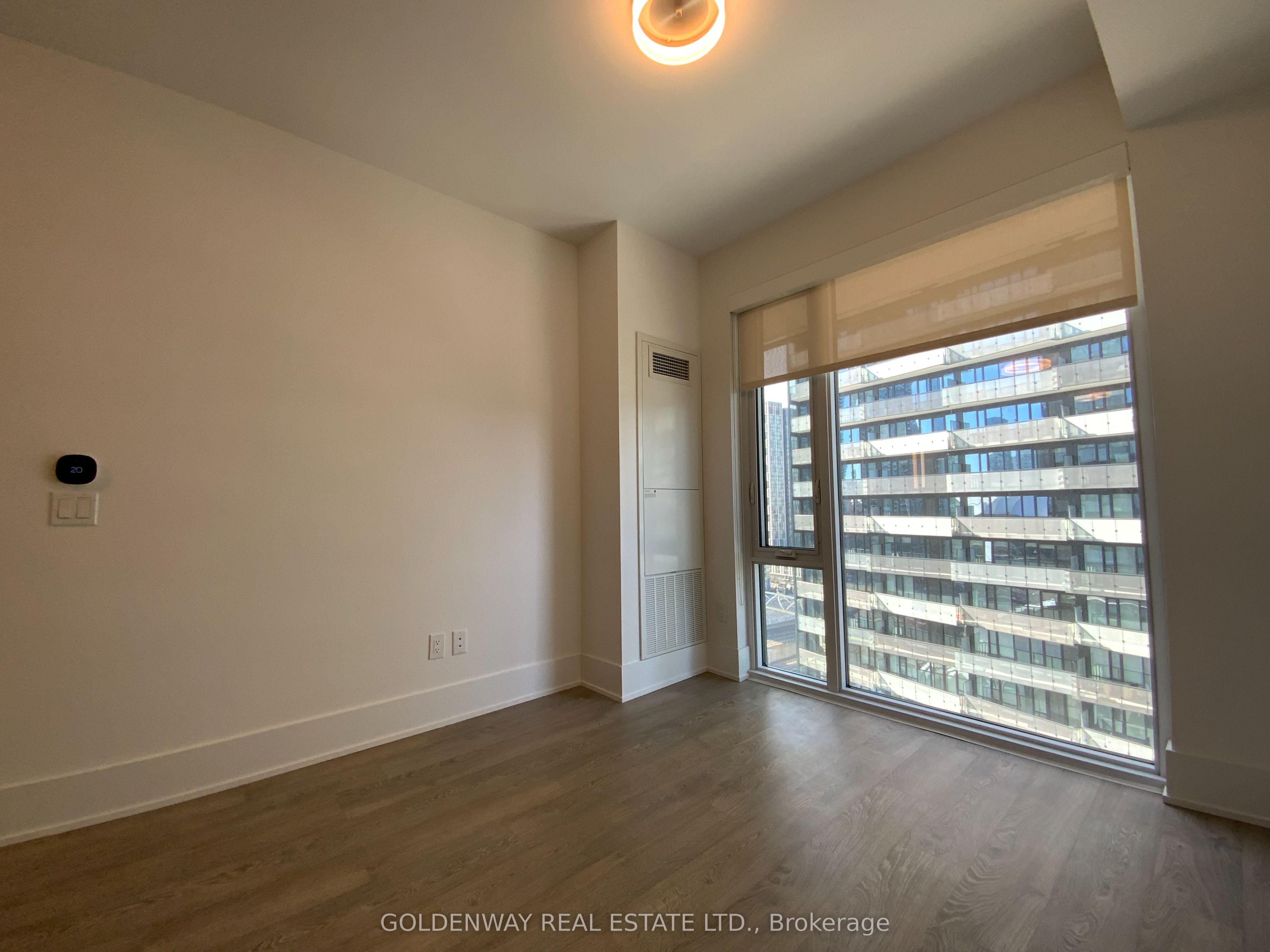 470 Front Street W 1101 Property Photo 8