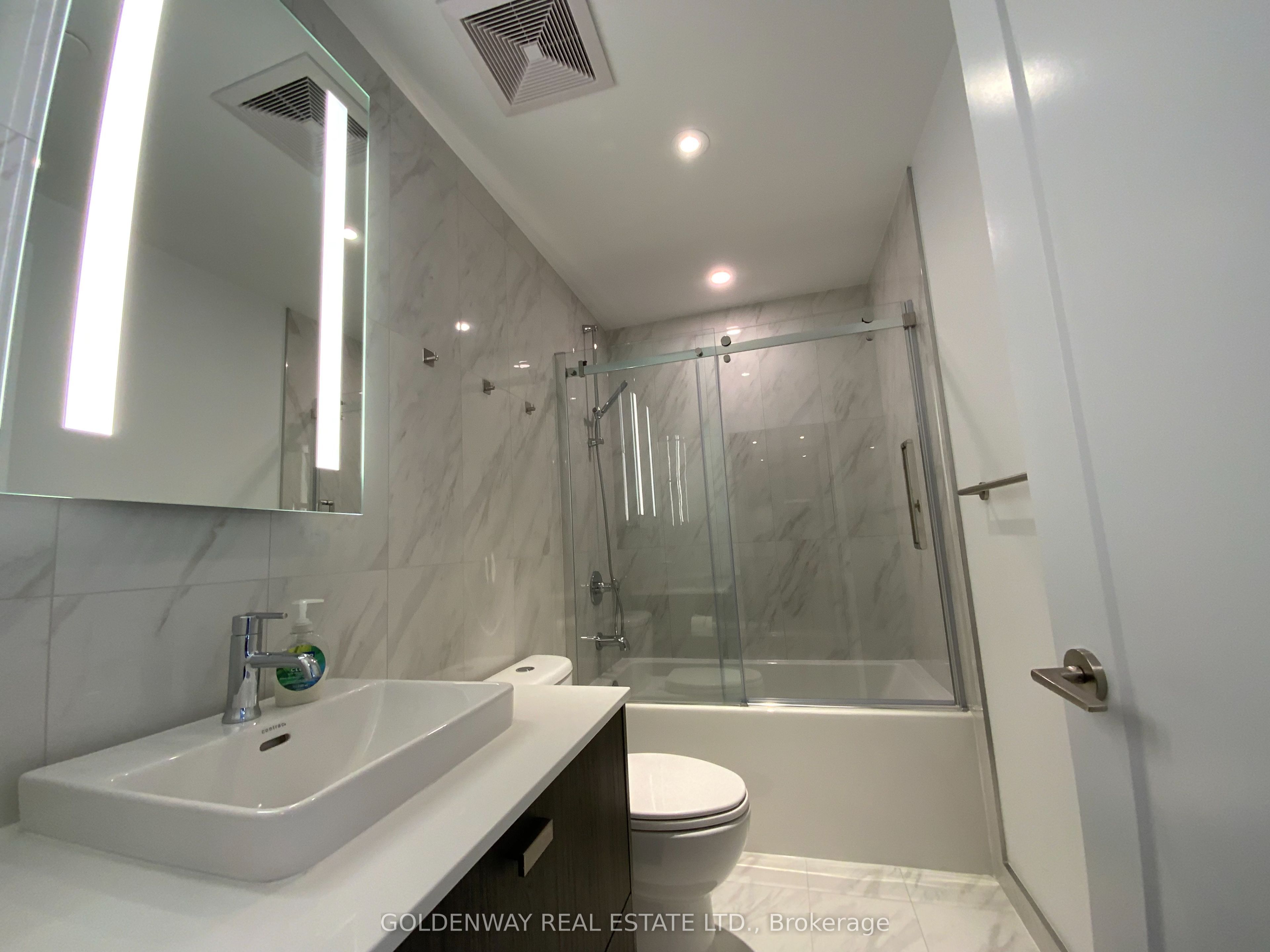 470 Front Street W 1101 Property Photo 10