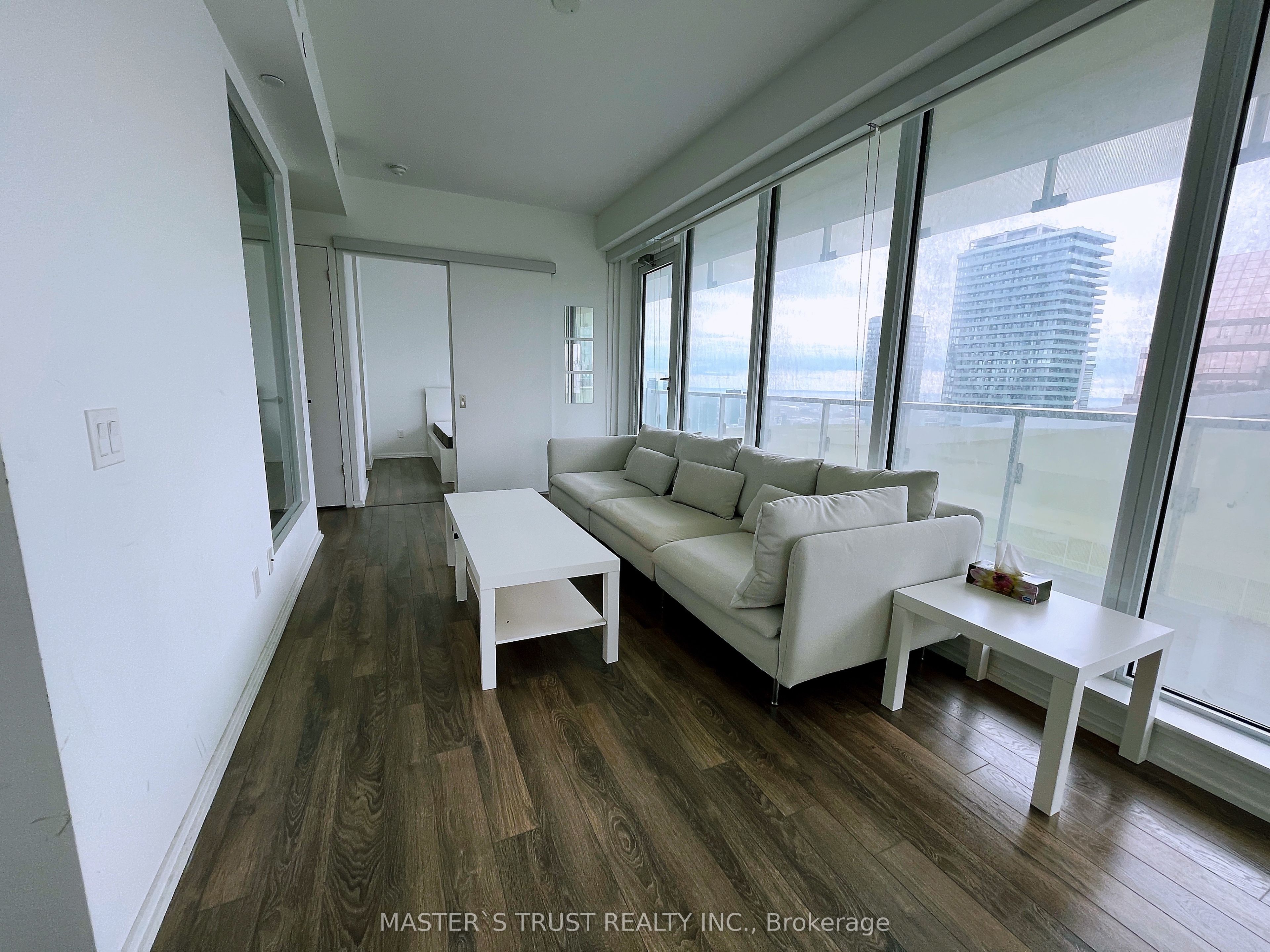 197 Yonge Street 2609 Property Photo 7