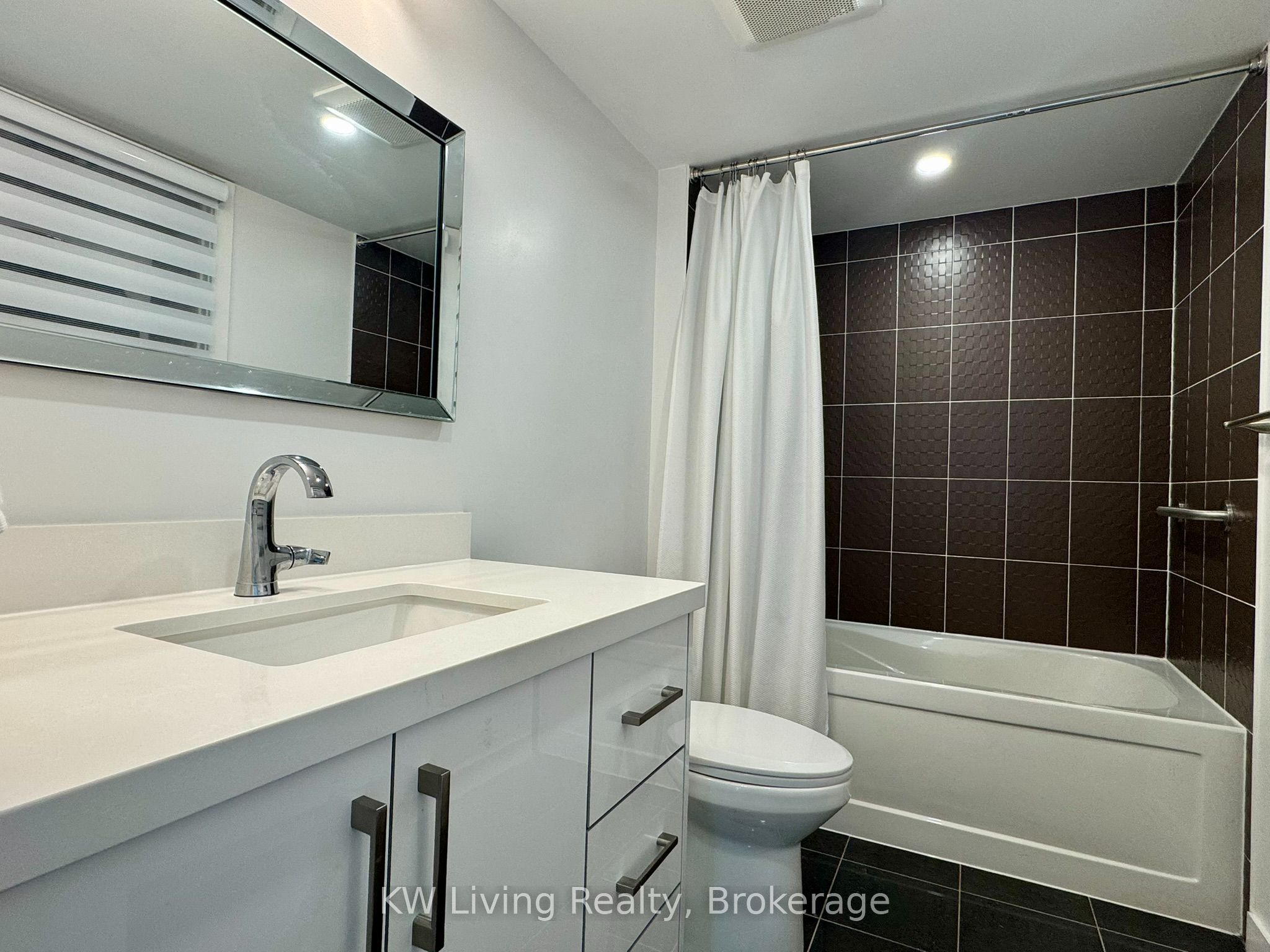 100 Western Battery Road 2307 Property Photo 9