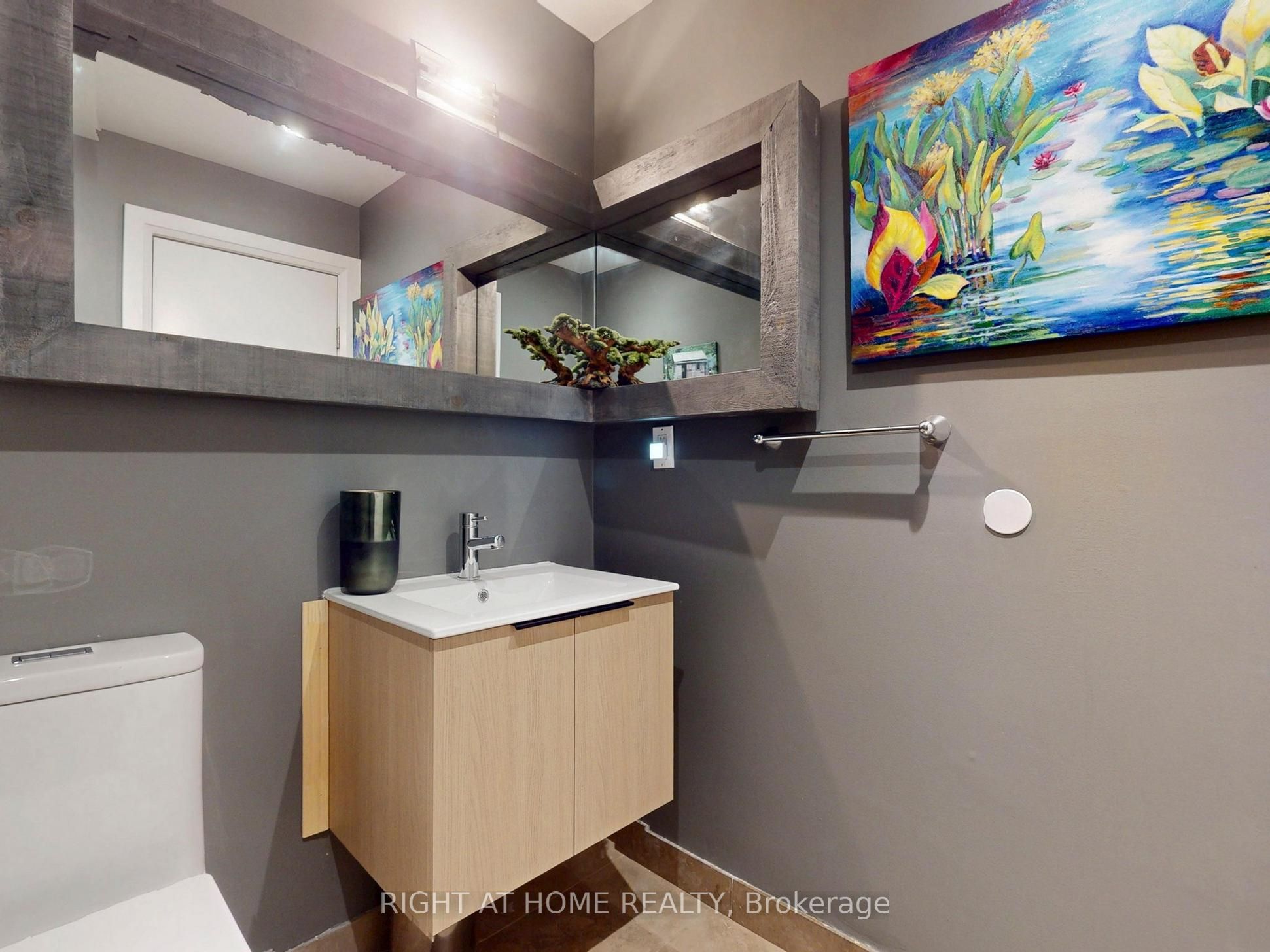 386 Rosewell Avenue Property Photo 10