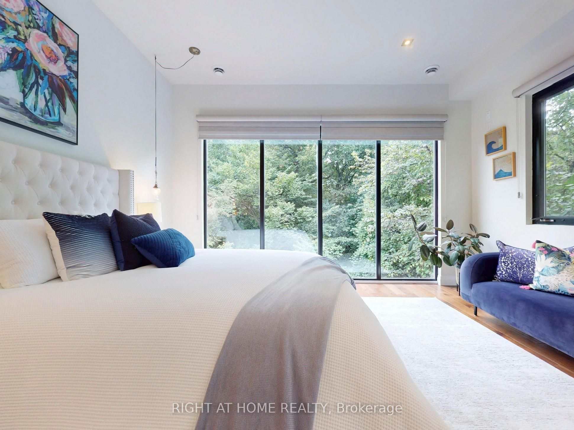 386 Rosewell Avenue Property Photo 11