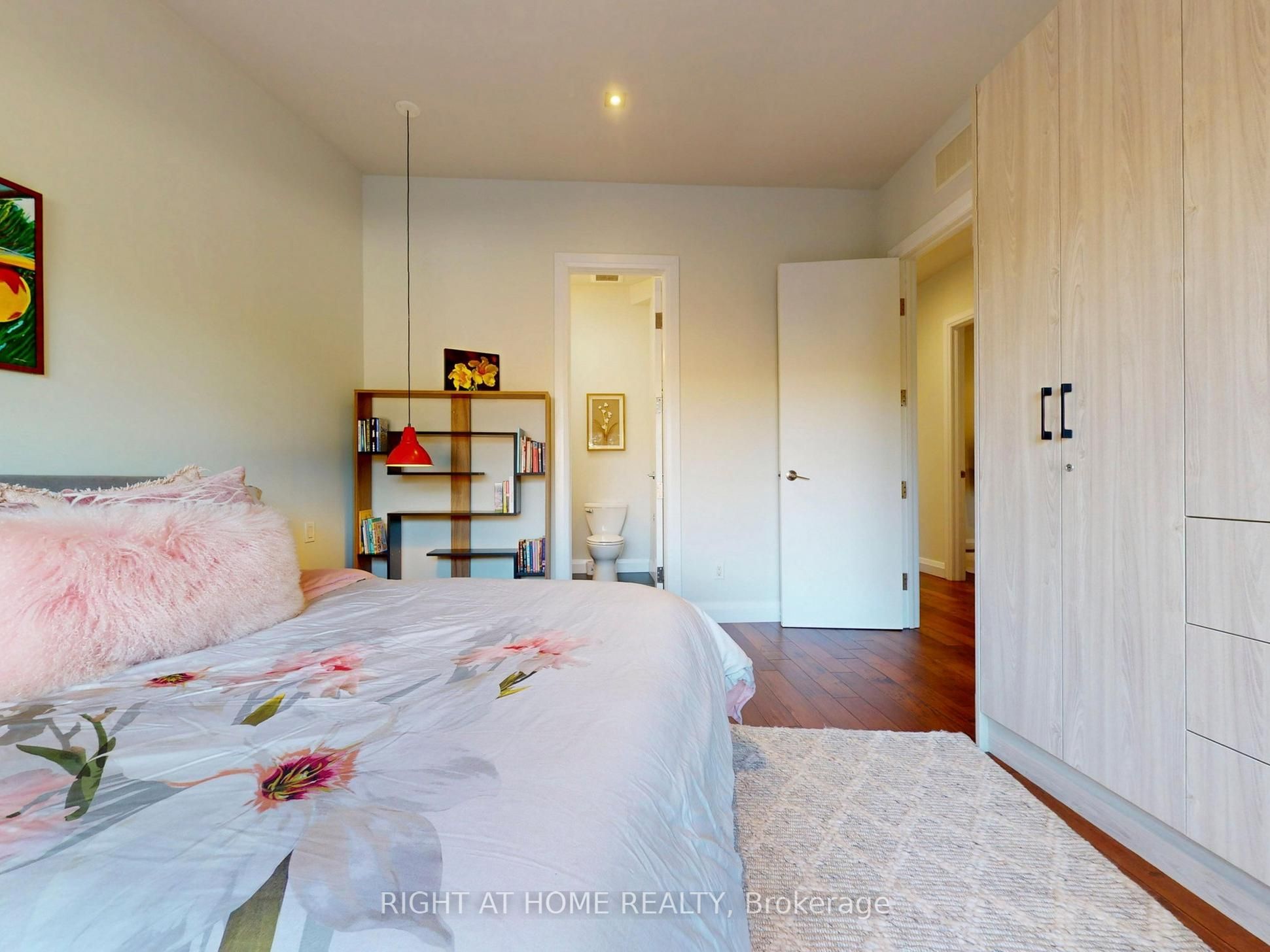 386 Rosewell Avenue Property Photo 18