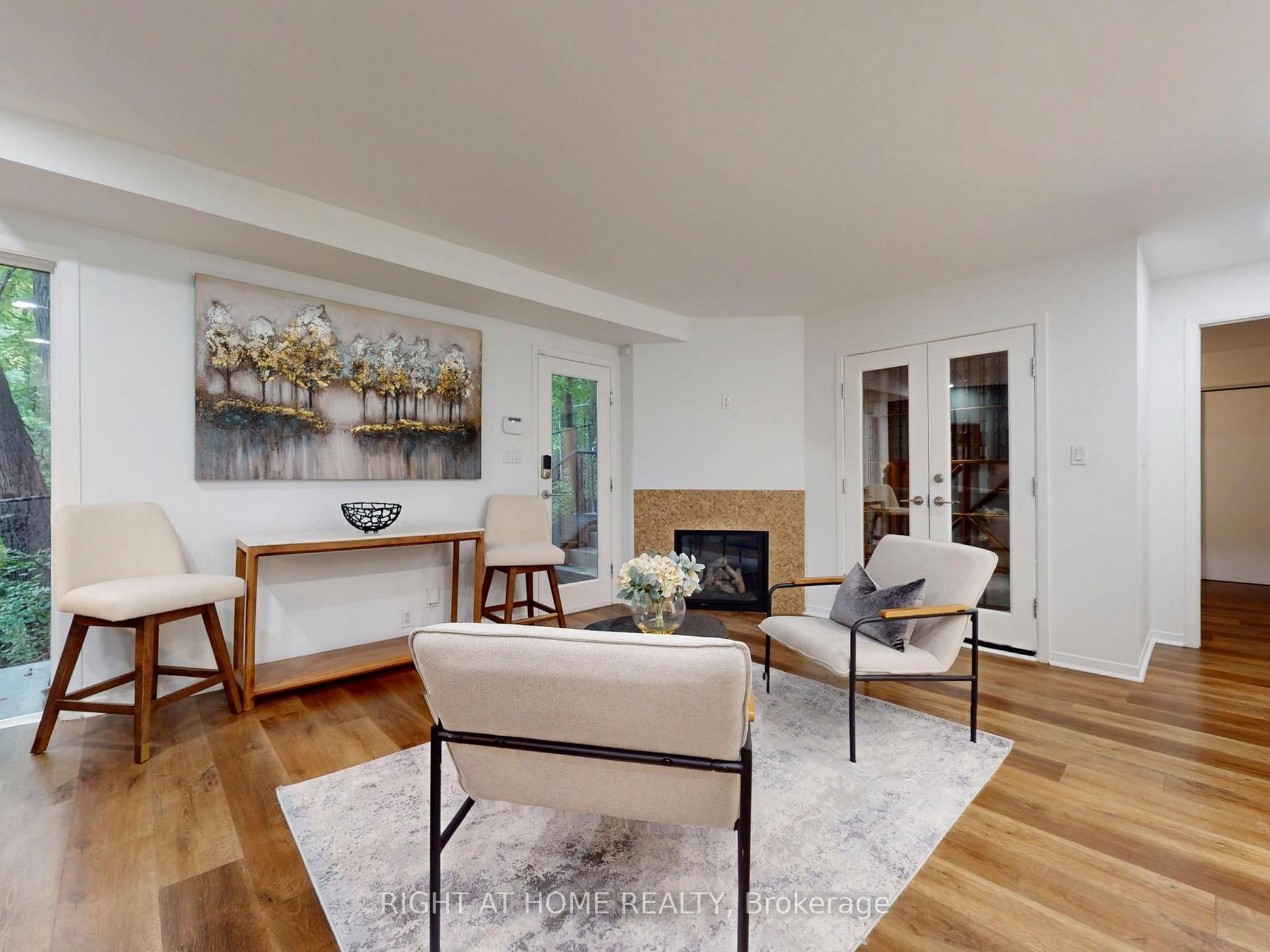 386 Rosewell Avenue Property Photo 25