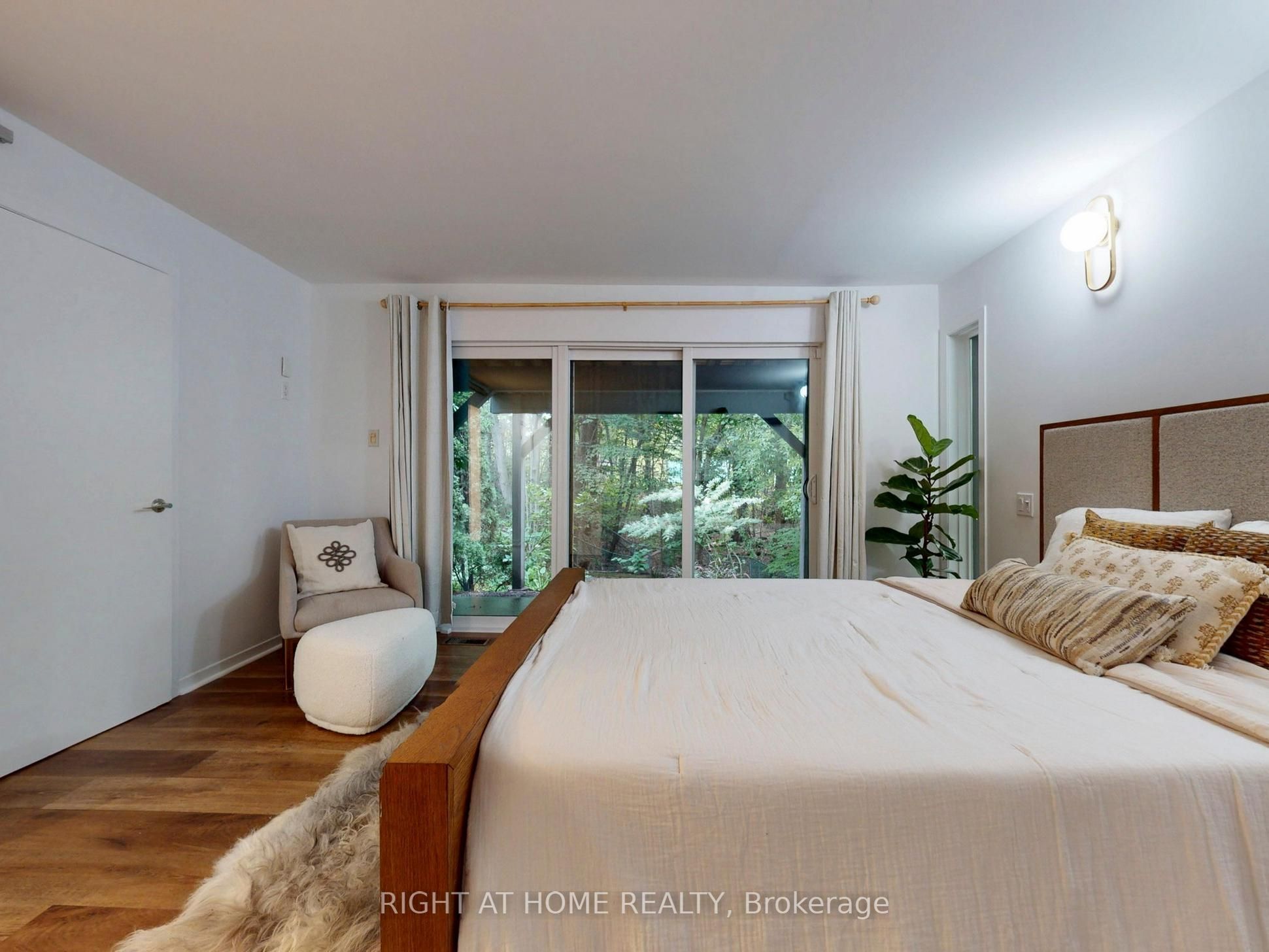 386 Rosewell Avenue Property Photo 29