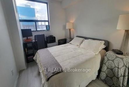 105 Mccaul Street 701 Property Photo 5
