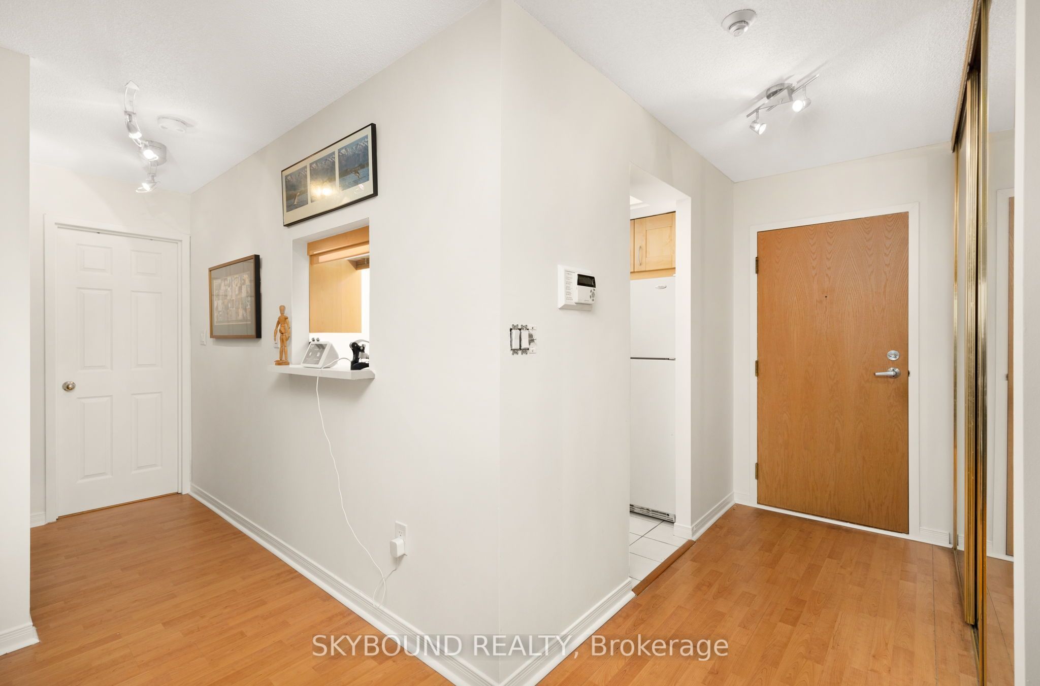 5 Concorde Place 2706 Property Photo 8