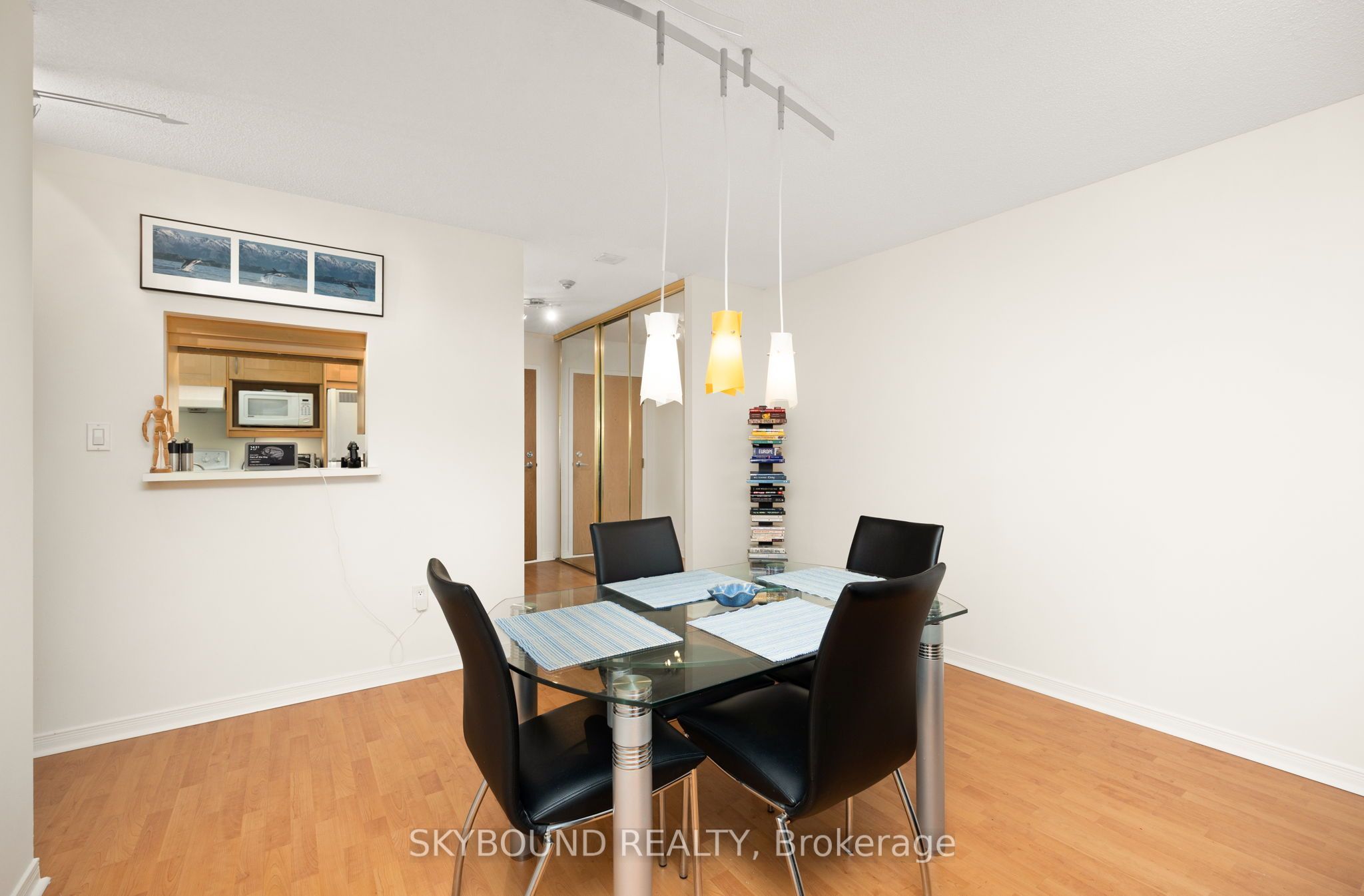 5 Concorde Place 2706 Property Photo 10