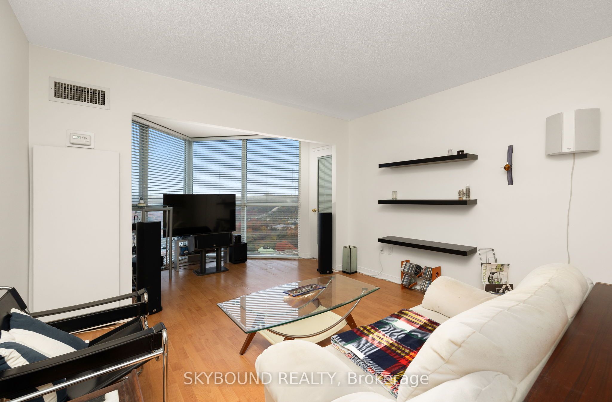5 Concorde Place 2706 Property Photo 11