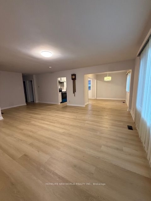 2 Yewfield Crescent Property Photo 2