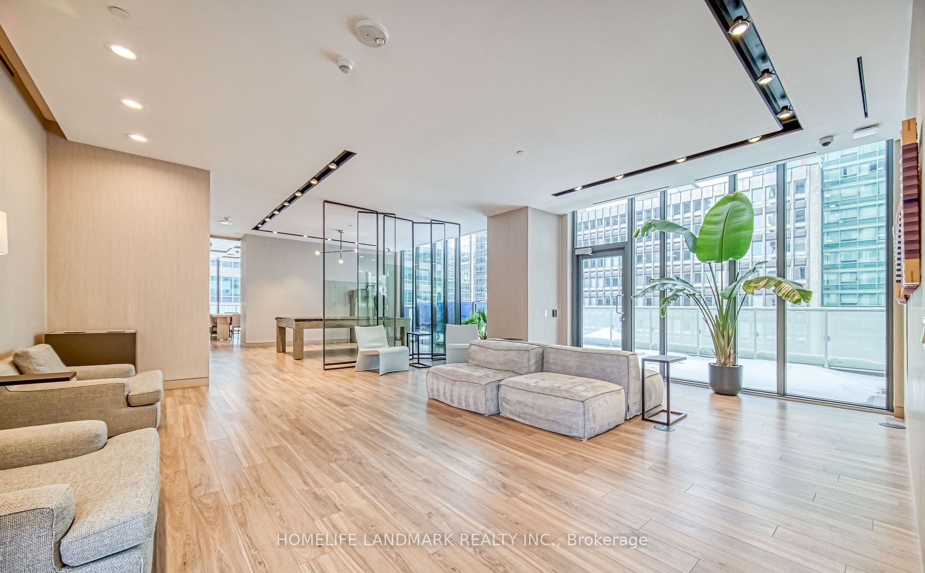 20 Lombard Street 4201 Property Photo 27
