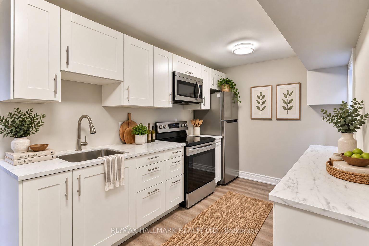 18 Aldenham Crescent Lower Property Photo 4
