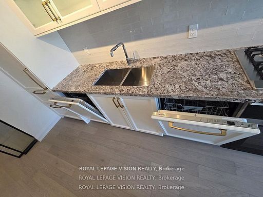 505 Glencairn Avenue 216 Property Photo 13