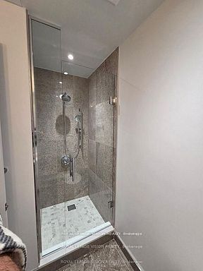 505 Glencairn Avenue 216 Property Photo 17