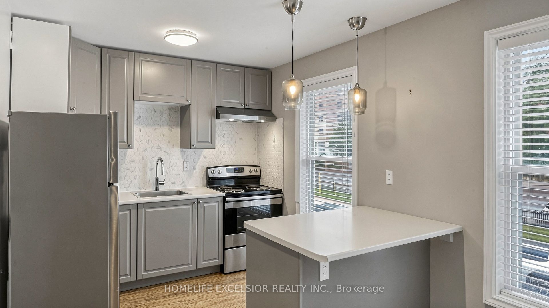 250 Shuter Street Property Photo 23