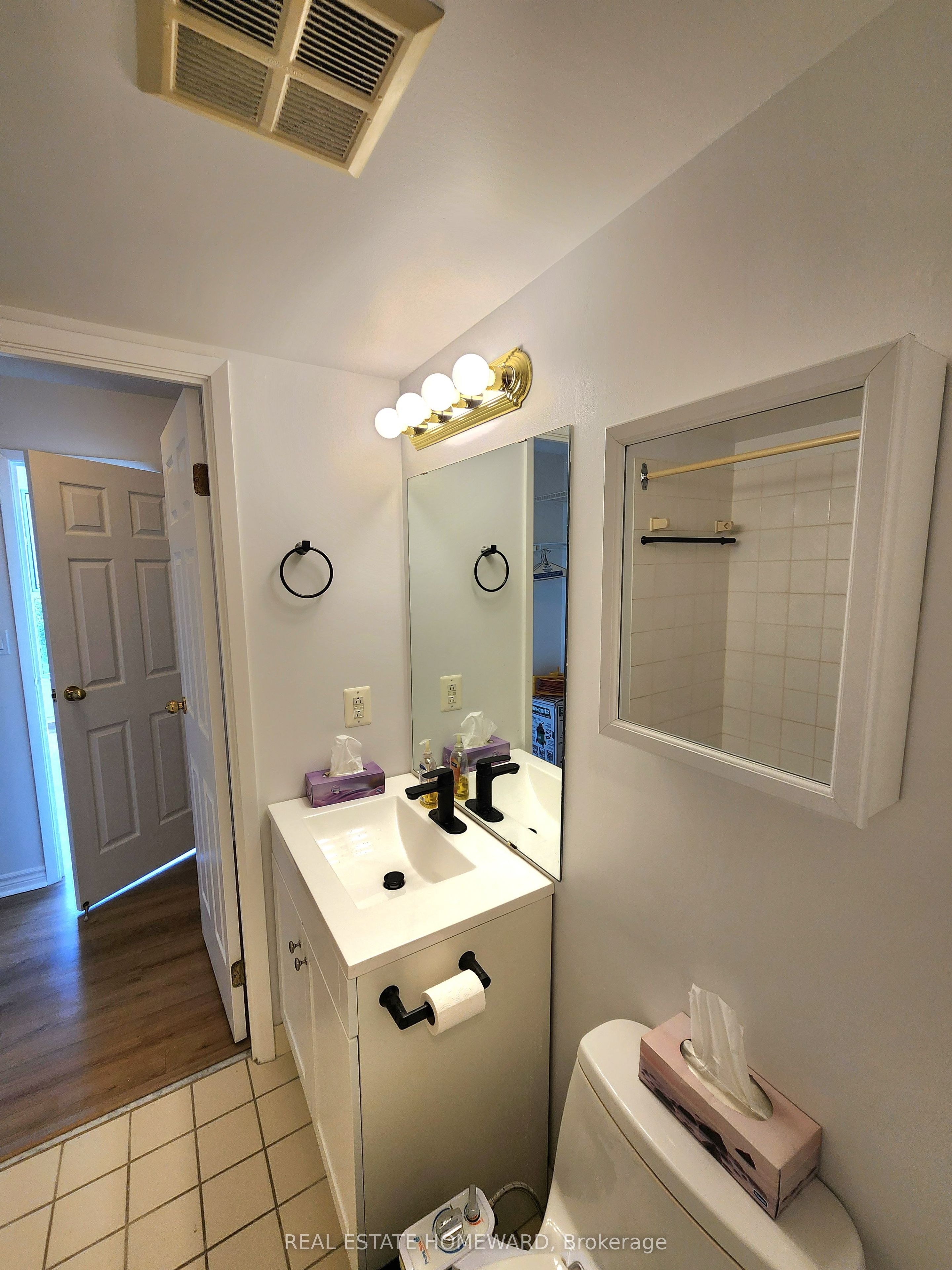 222 The Esplanade 419 Property Photo 15