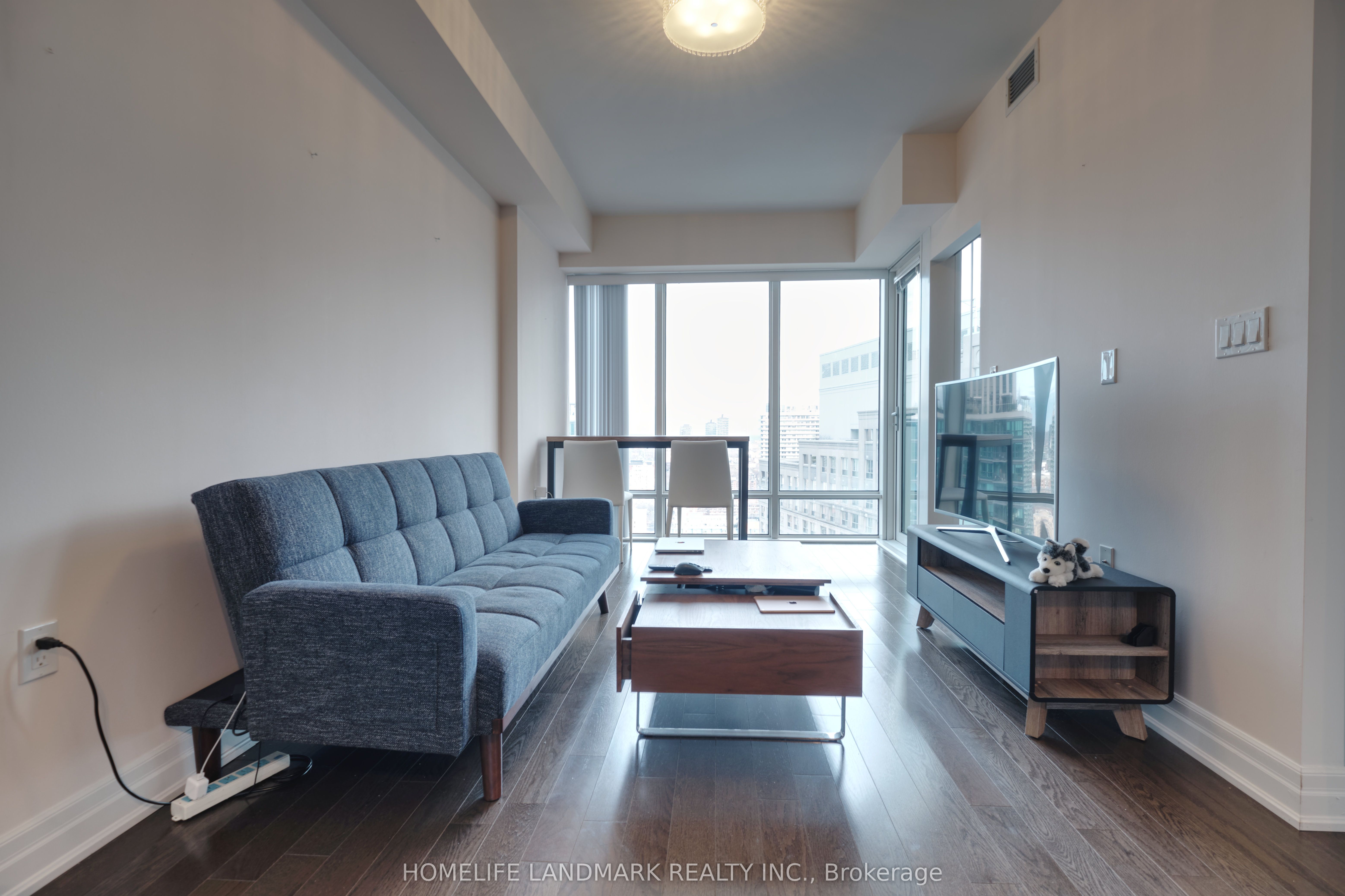 8 The Esplanade 2910 Property Photo 6