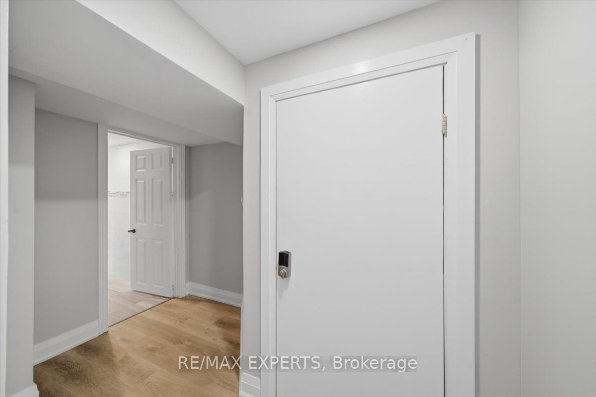 51 Clifton Avenue Lower Property Photo 7