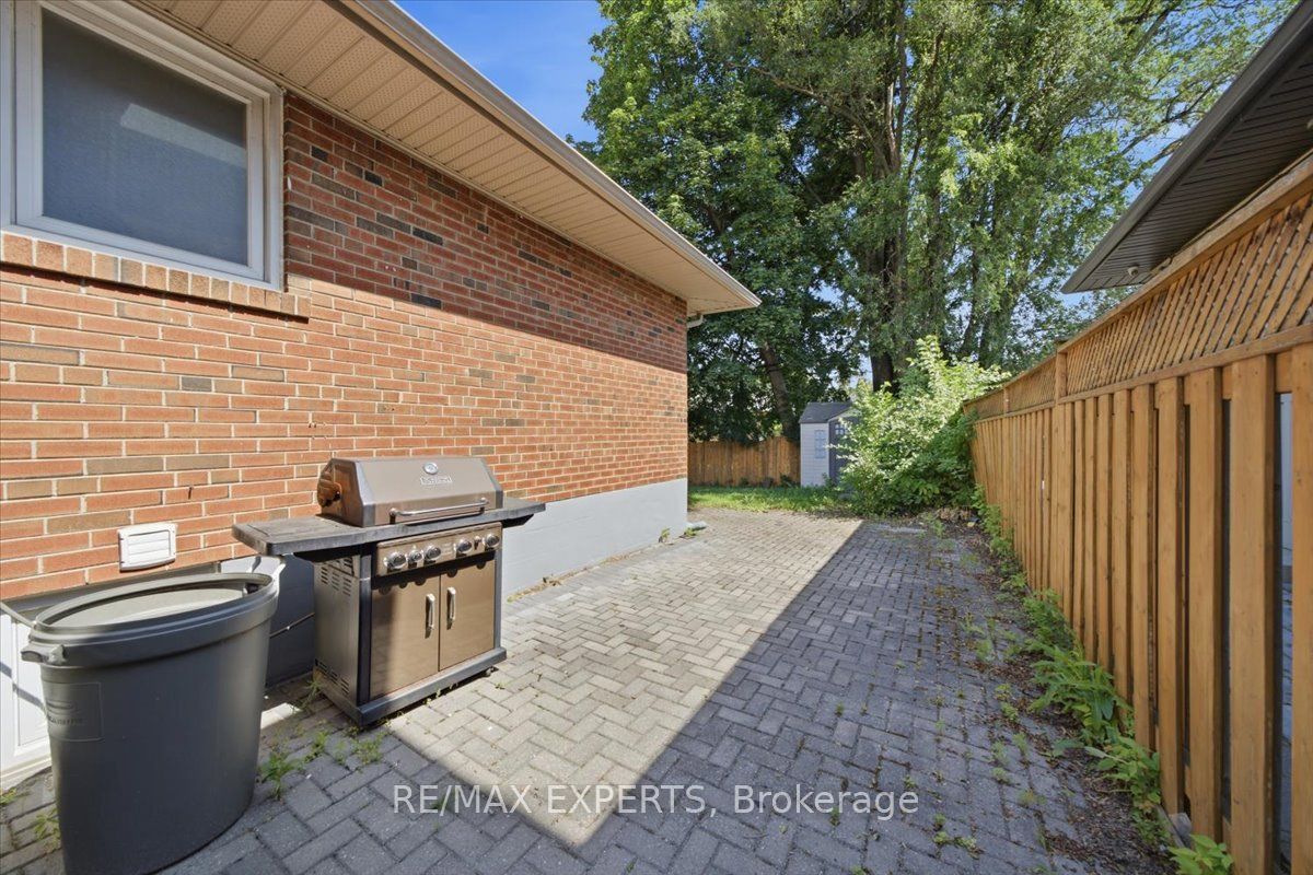 51 Clifton Avenue Lower Property Photo 20