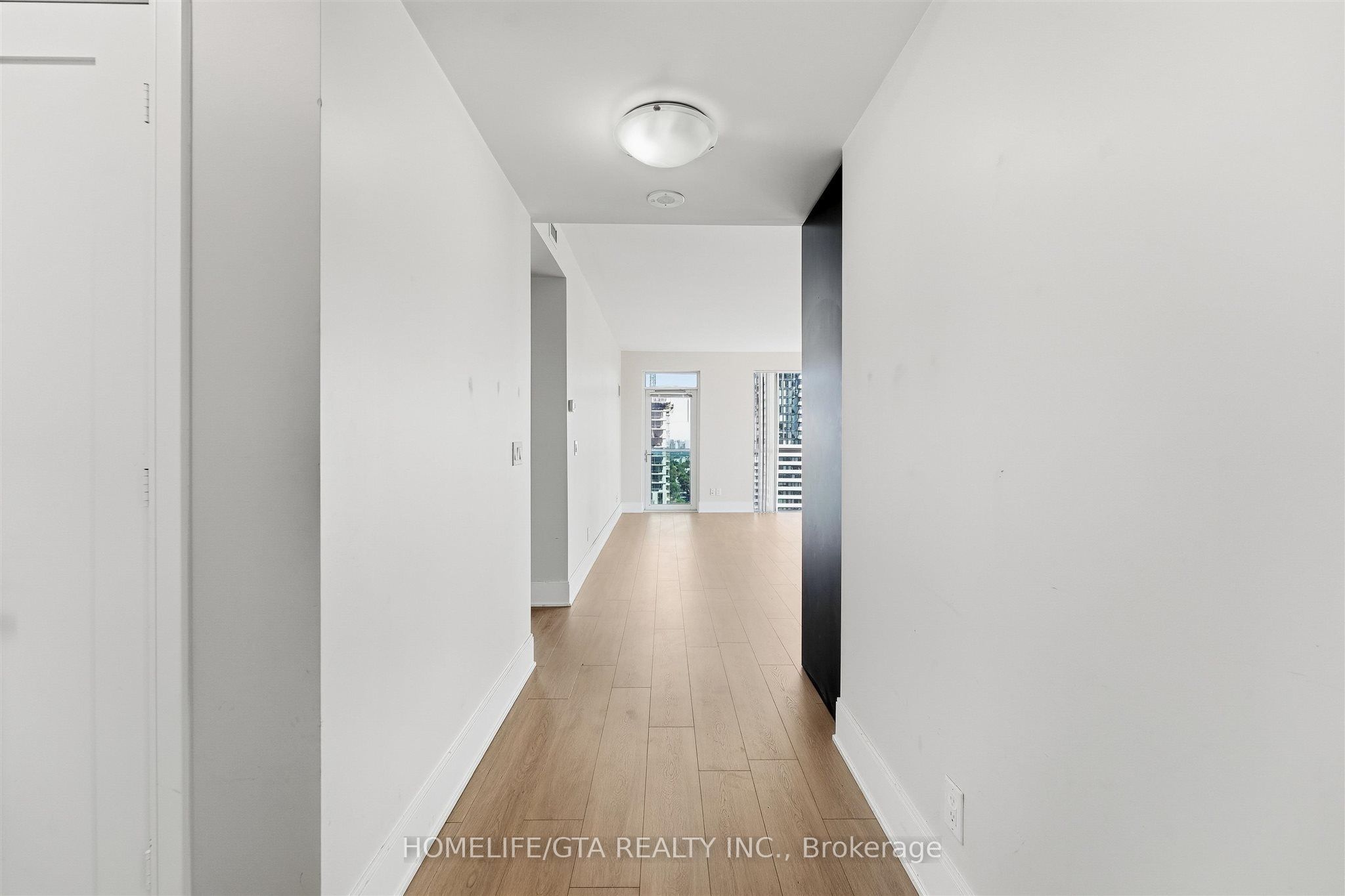 70 Roehampton Avenue 1914 Property Photo 7