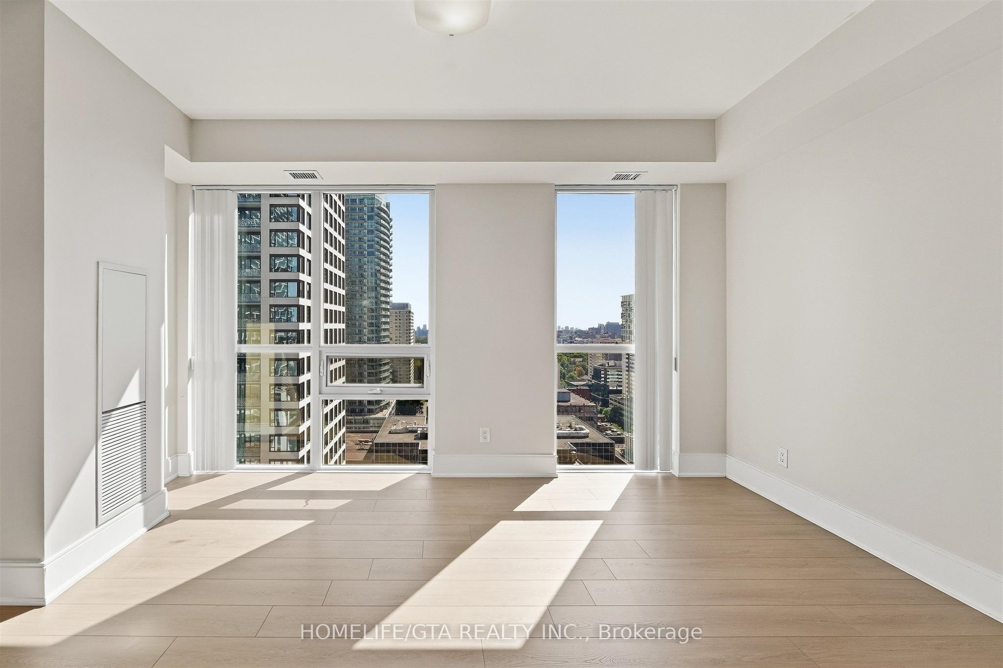 70 Roehampton Avenue 1914 Property Photo 11