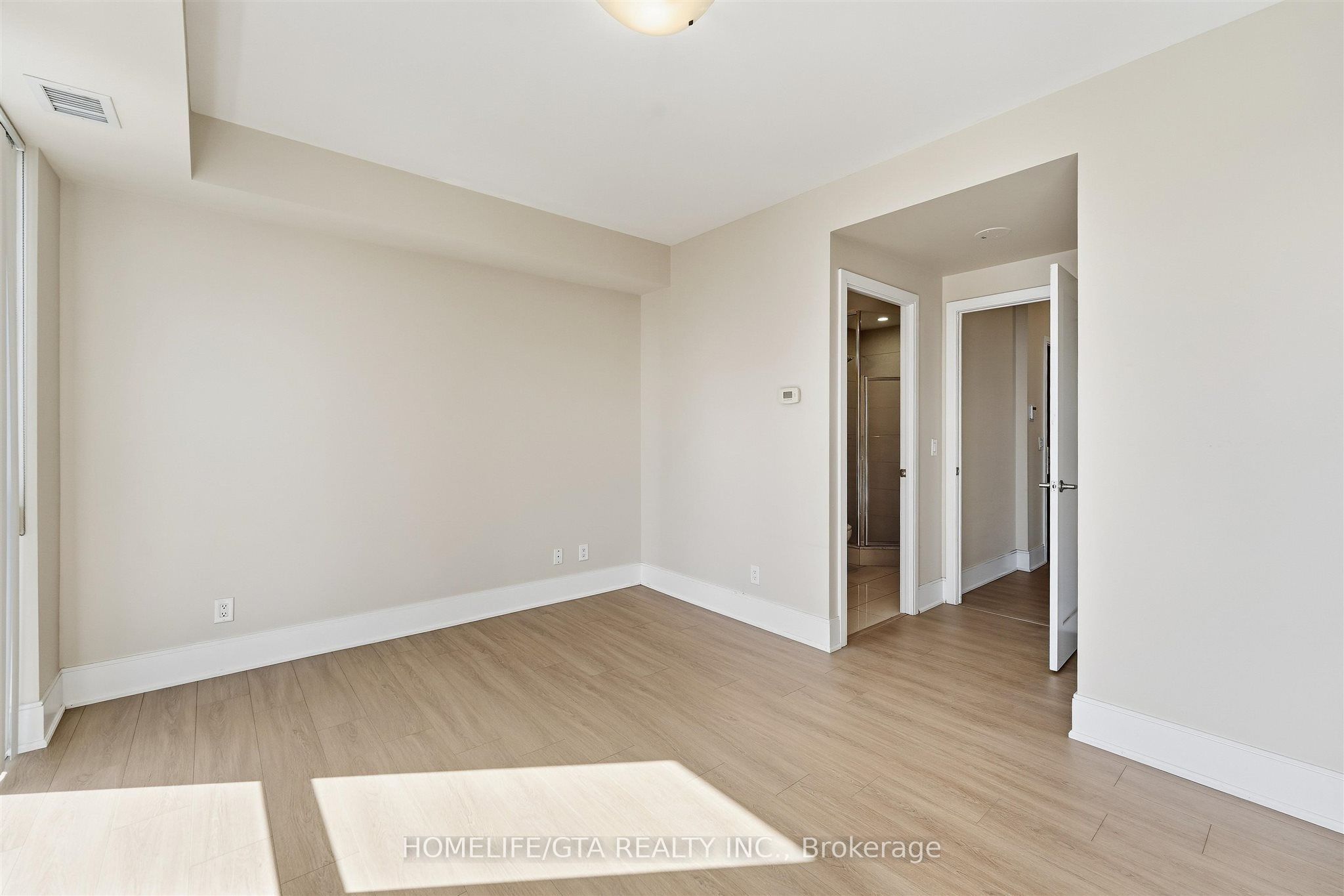 70 Roehampton Avenue 1914 Property Photo 13