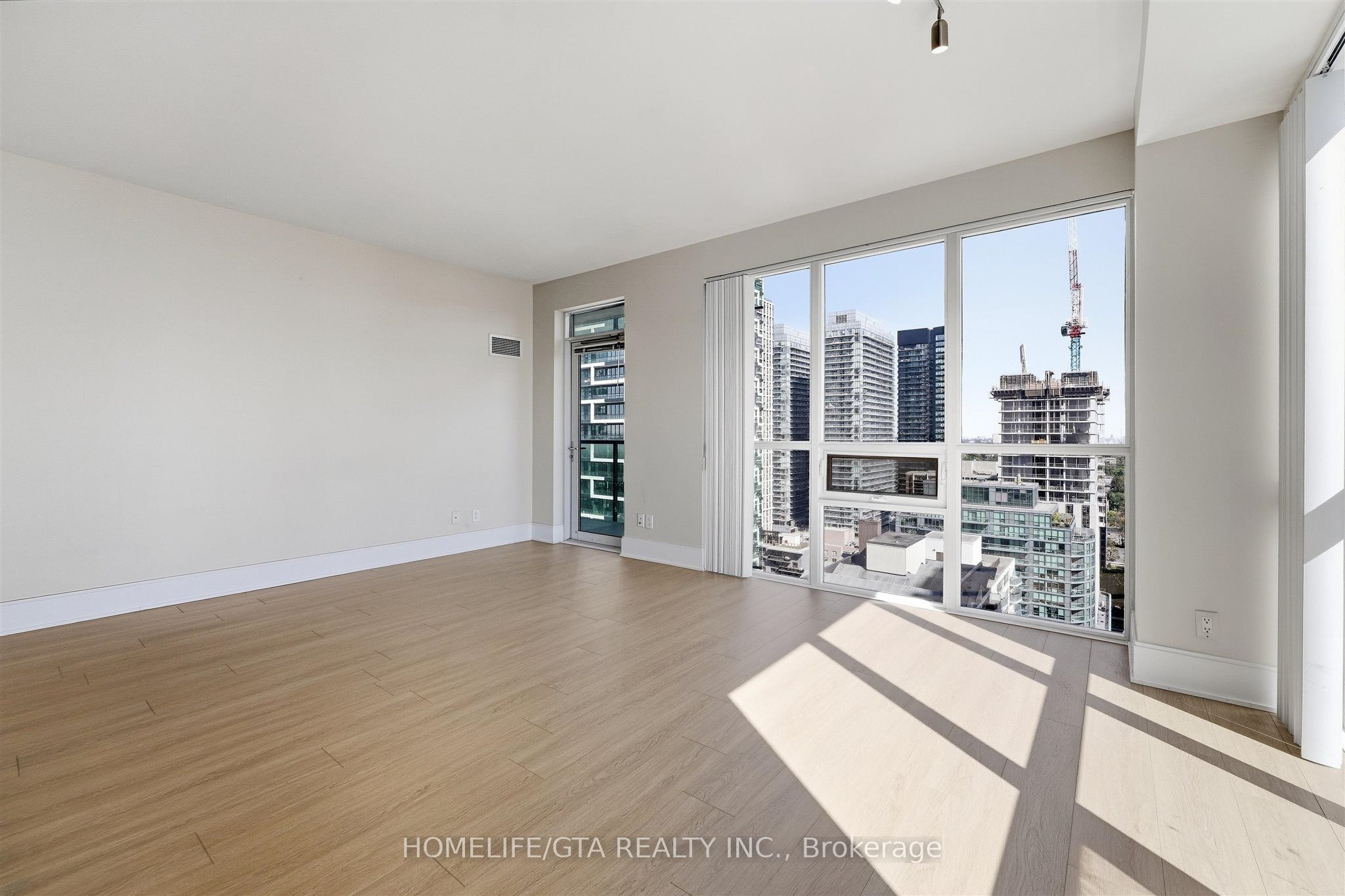 70 Roehampton Avenue 1914 Property Photo 16