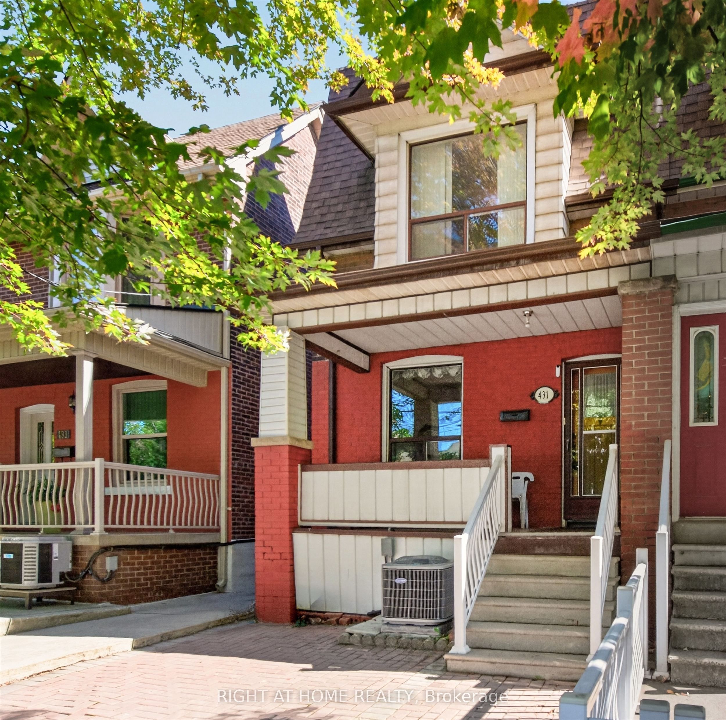 431 Lansdowne Avenue Property Photo 1
