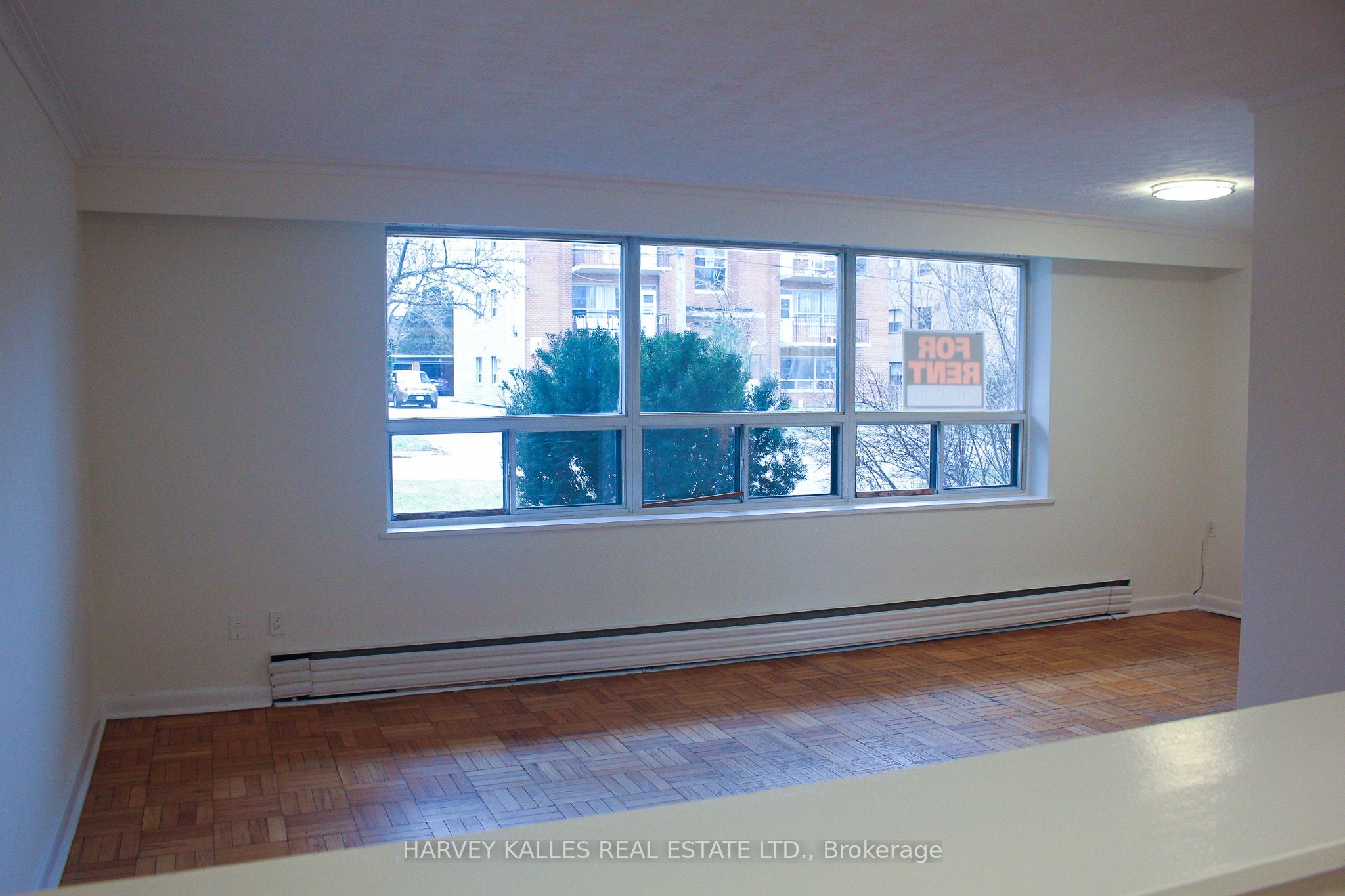 28 Fraserwood Avenue 2 Property Photo 3