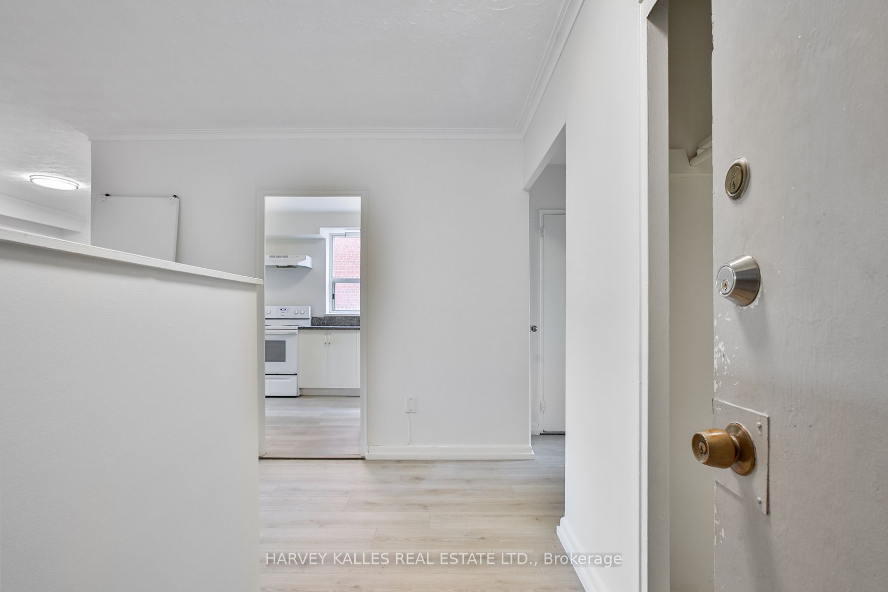 28 Fraserwood Avenue 2 Property Photo 7