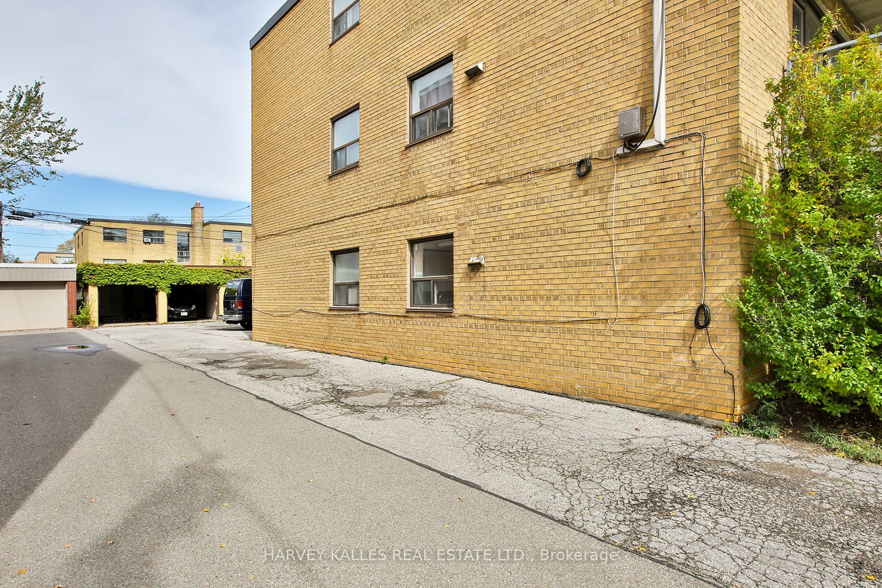 28 Fraserwood Avenue 2 Property Photo 33