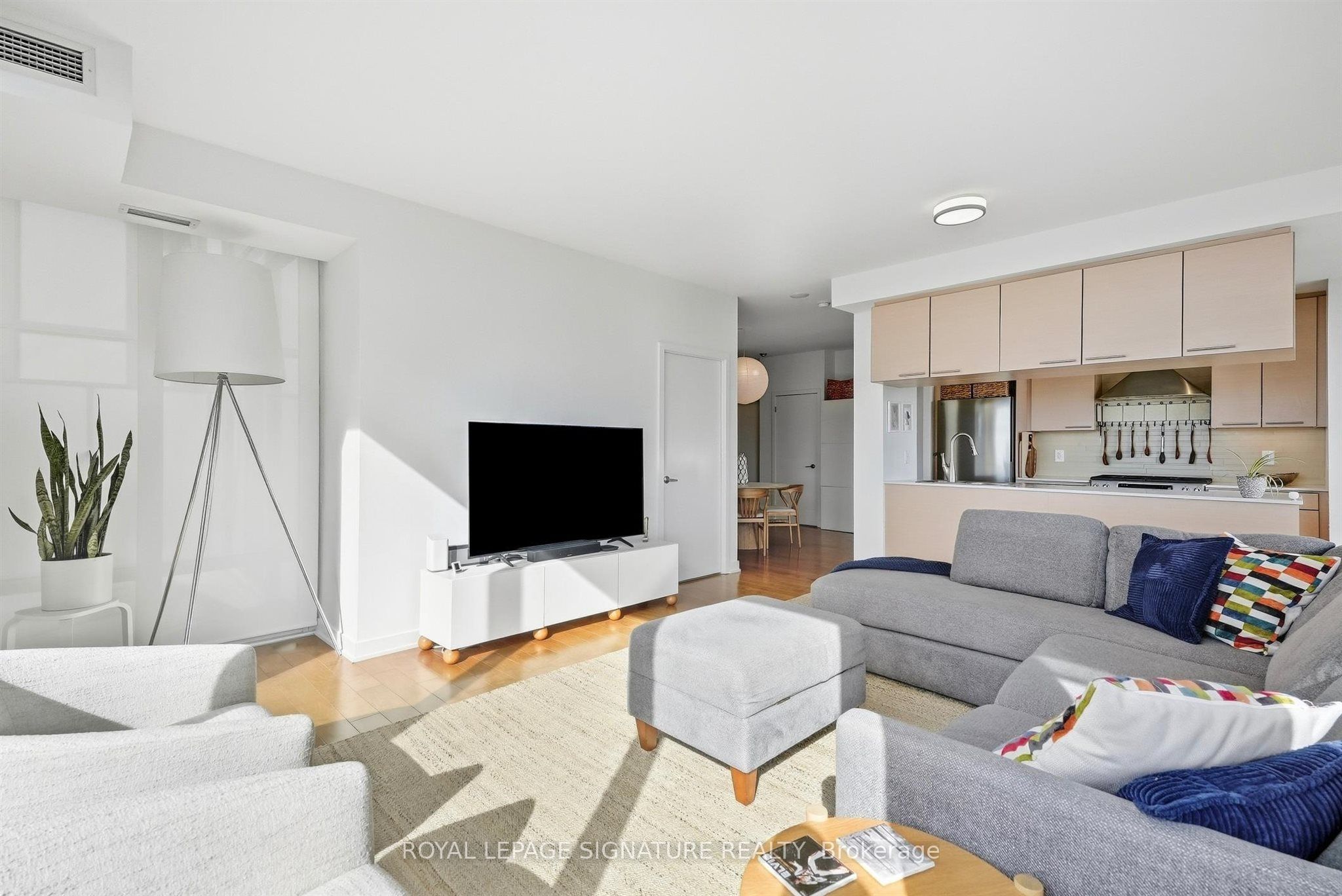 1 Market Street 1611 Property Photo 8