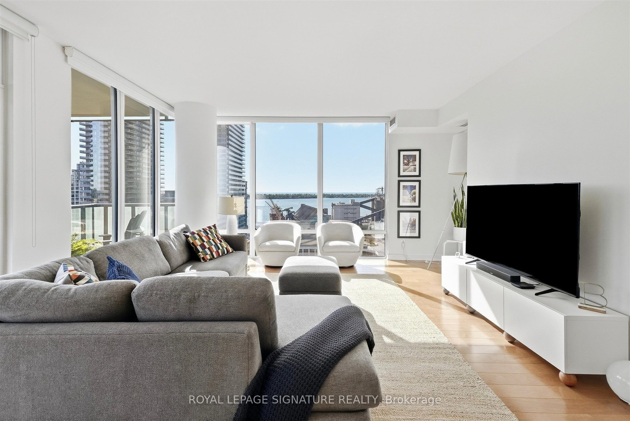 1 Market Street 1611 Property Photo 10