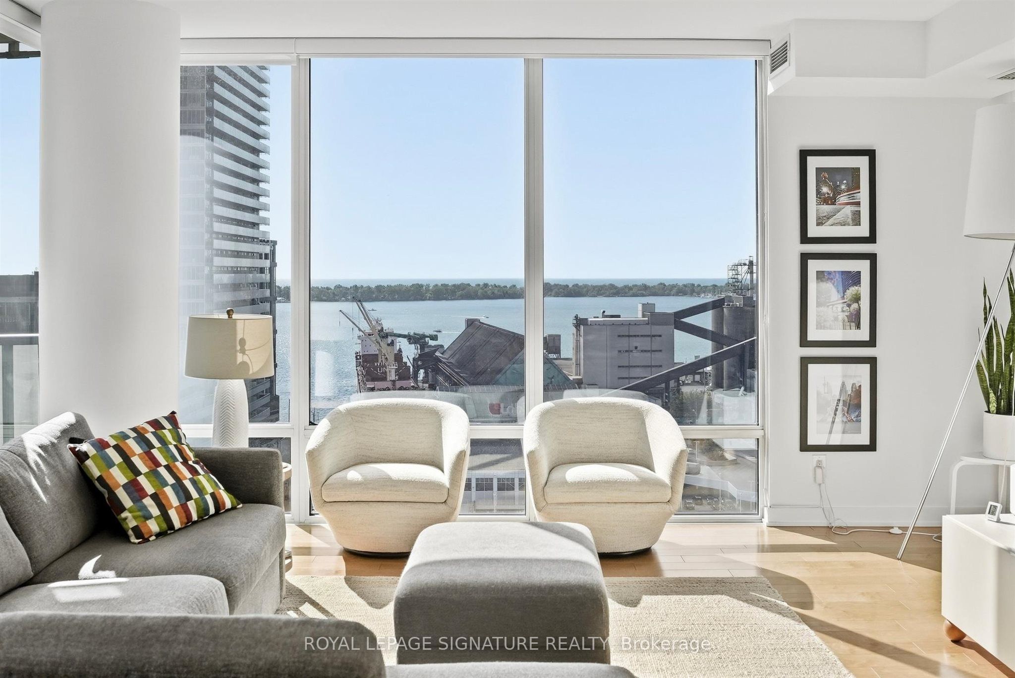 1 Market Street 1611 Property Photo 11