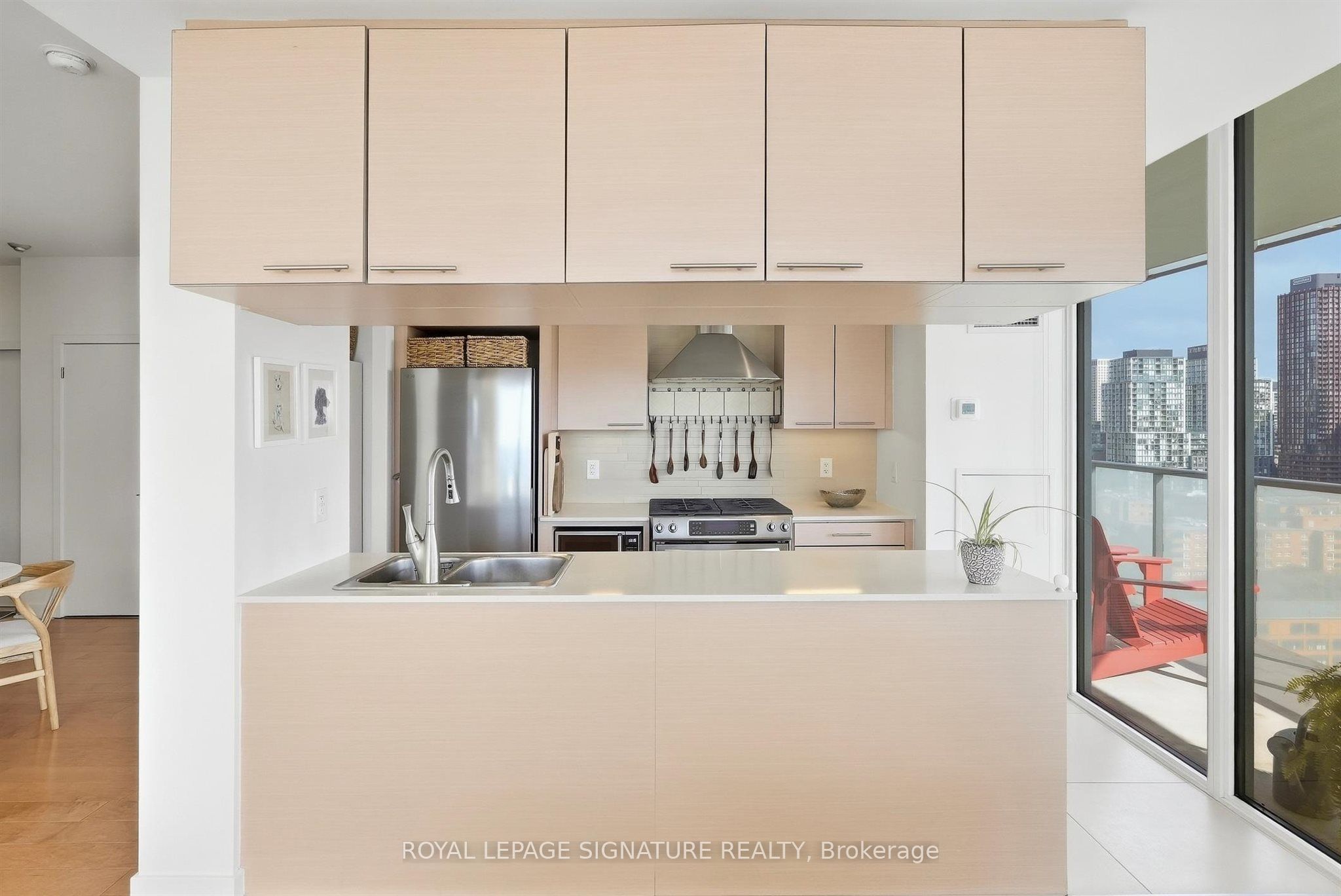 1 Market Street 1611 Property Photo 13