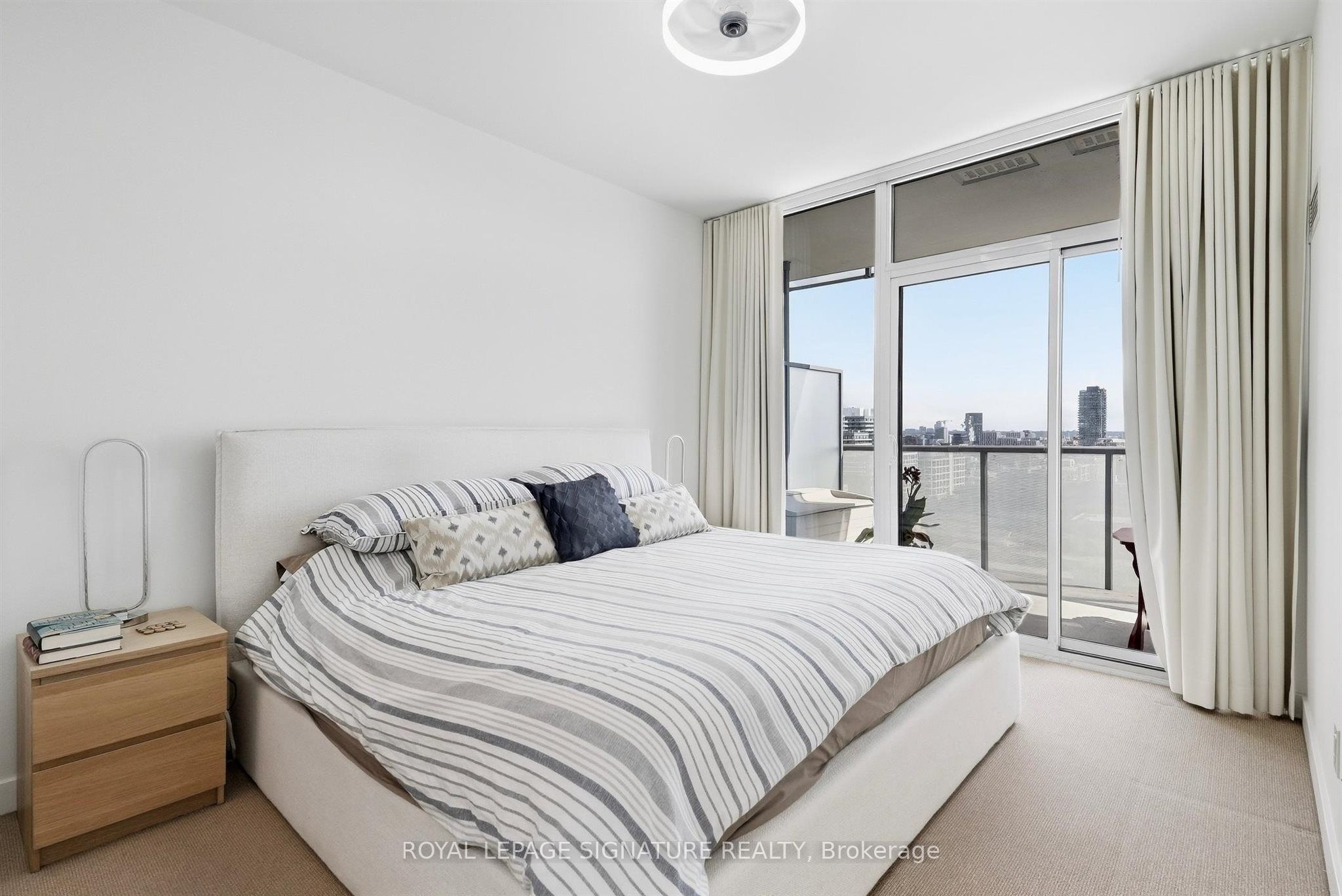 1 Market Street 1611 Property Photo 23