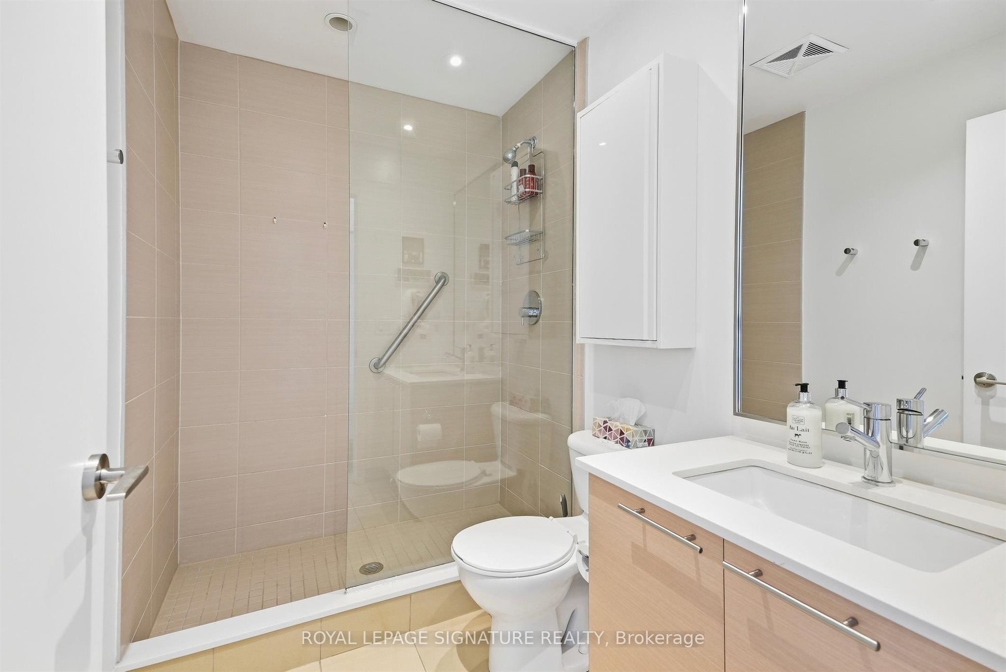 1 Market Street 1611 Property Photo 33