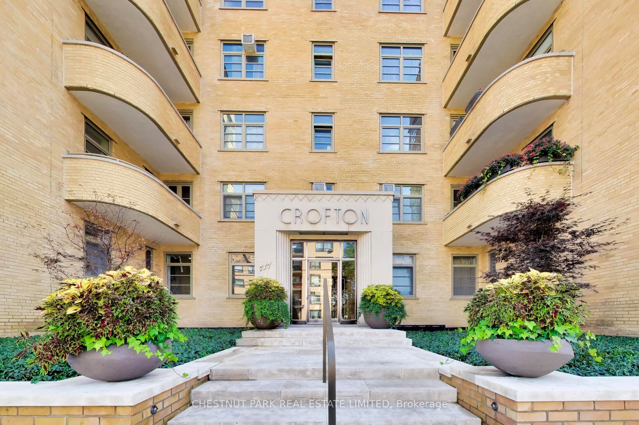 717 Eglinton Avenue W 103 Property Photo 1