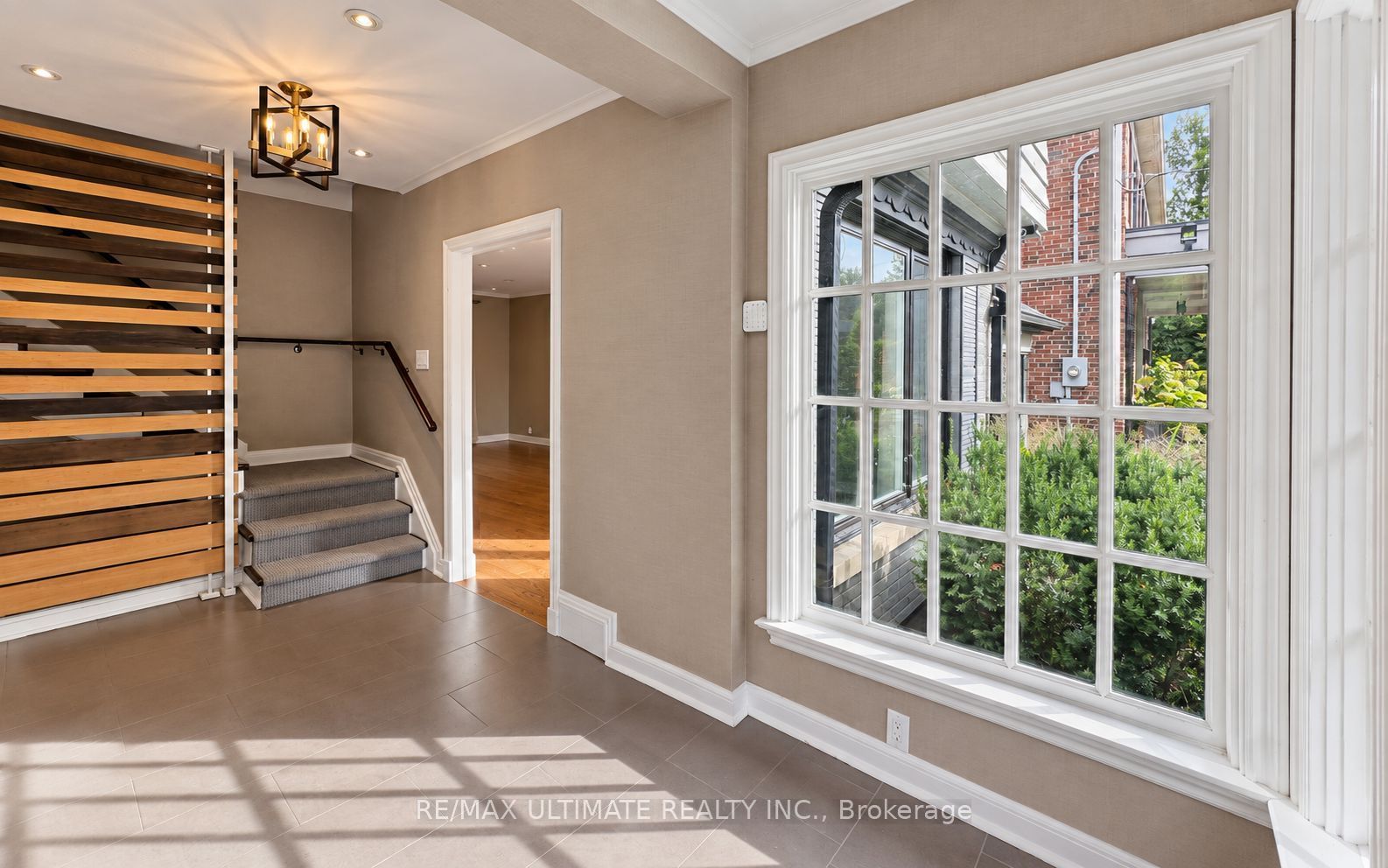 10 Noel Avenue Property Photo 2