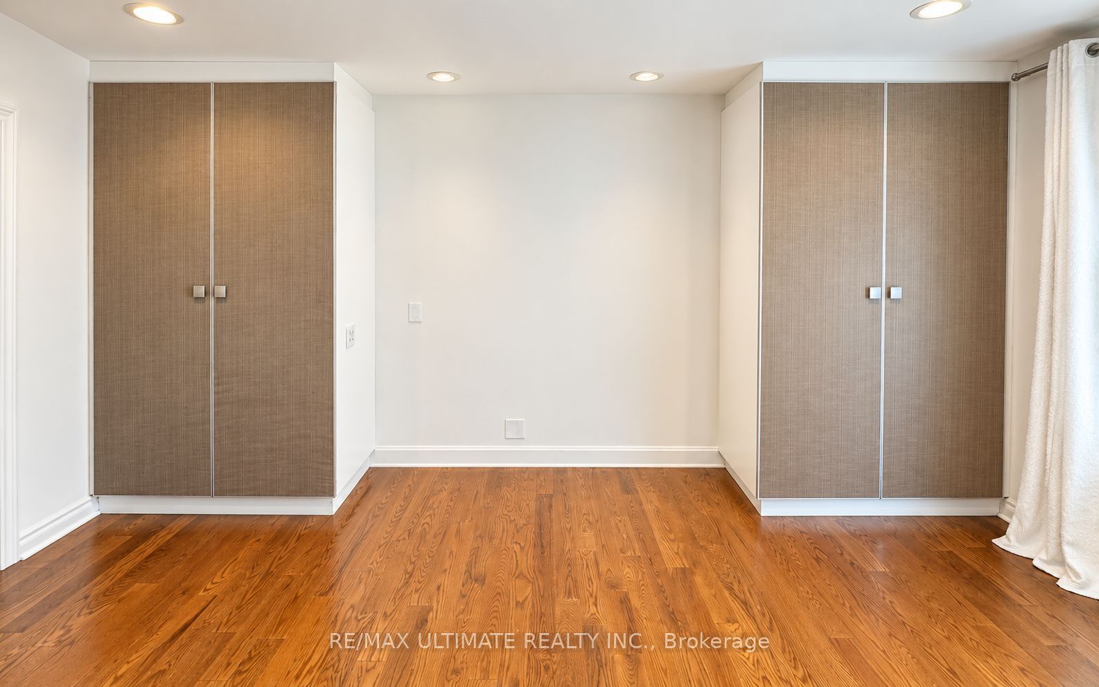 10 Noel Avenue Property Photo 15