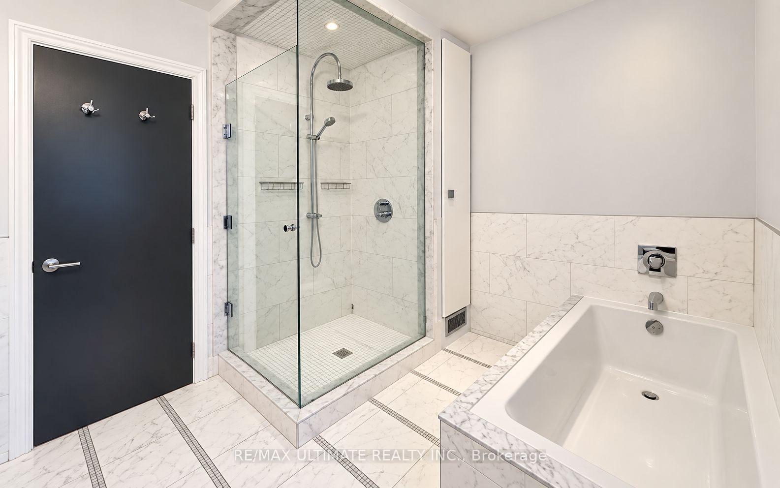 10 Noel Avenue Property Photo 18