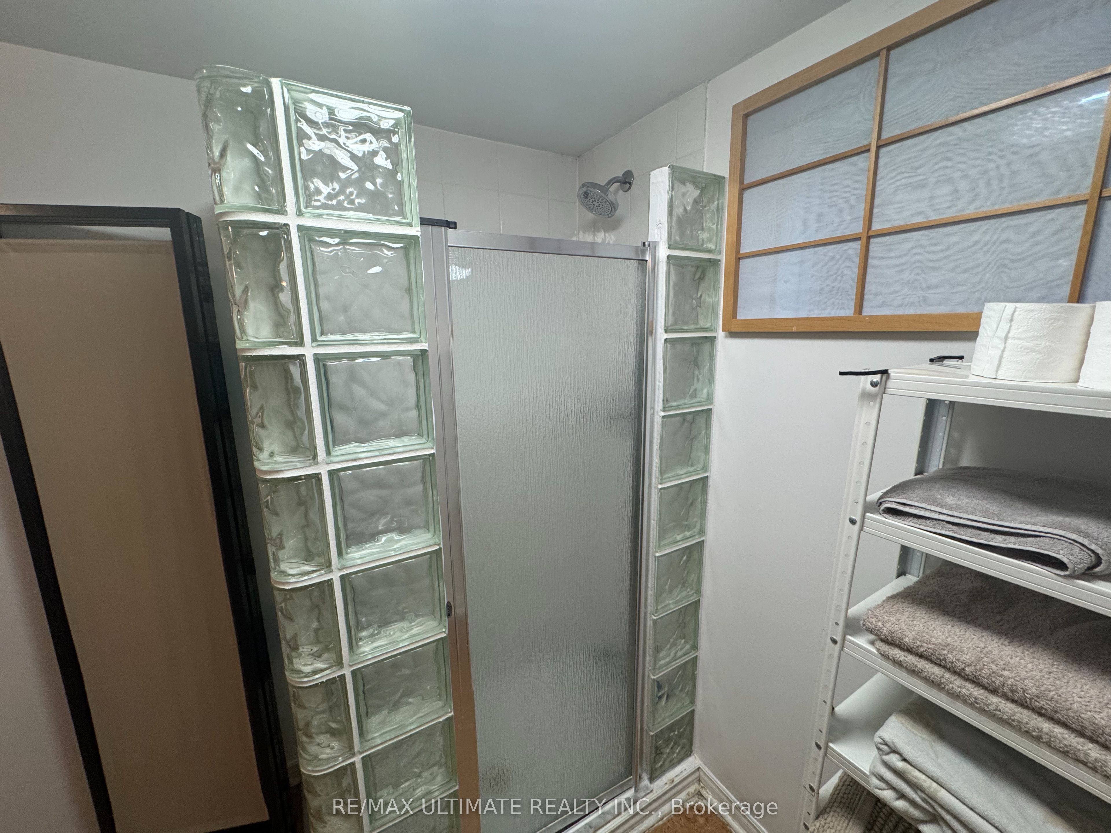 10 Noel Avenue Property Photo 28