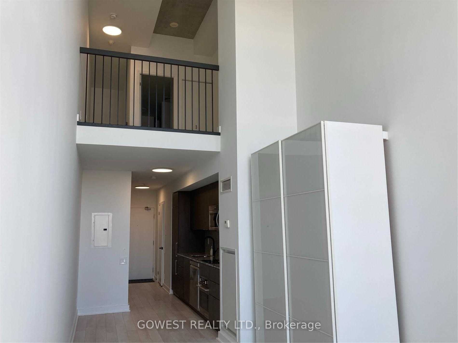 5 Hanna Avenue 743 Property Photo 15