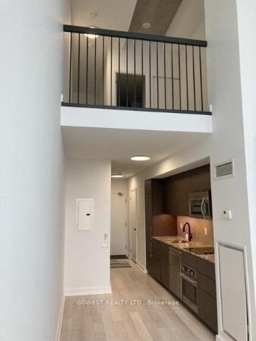 5 Hanna Avenue 743 Property Photo 16