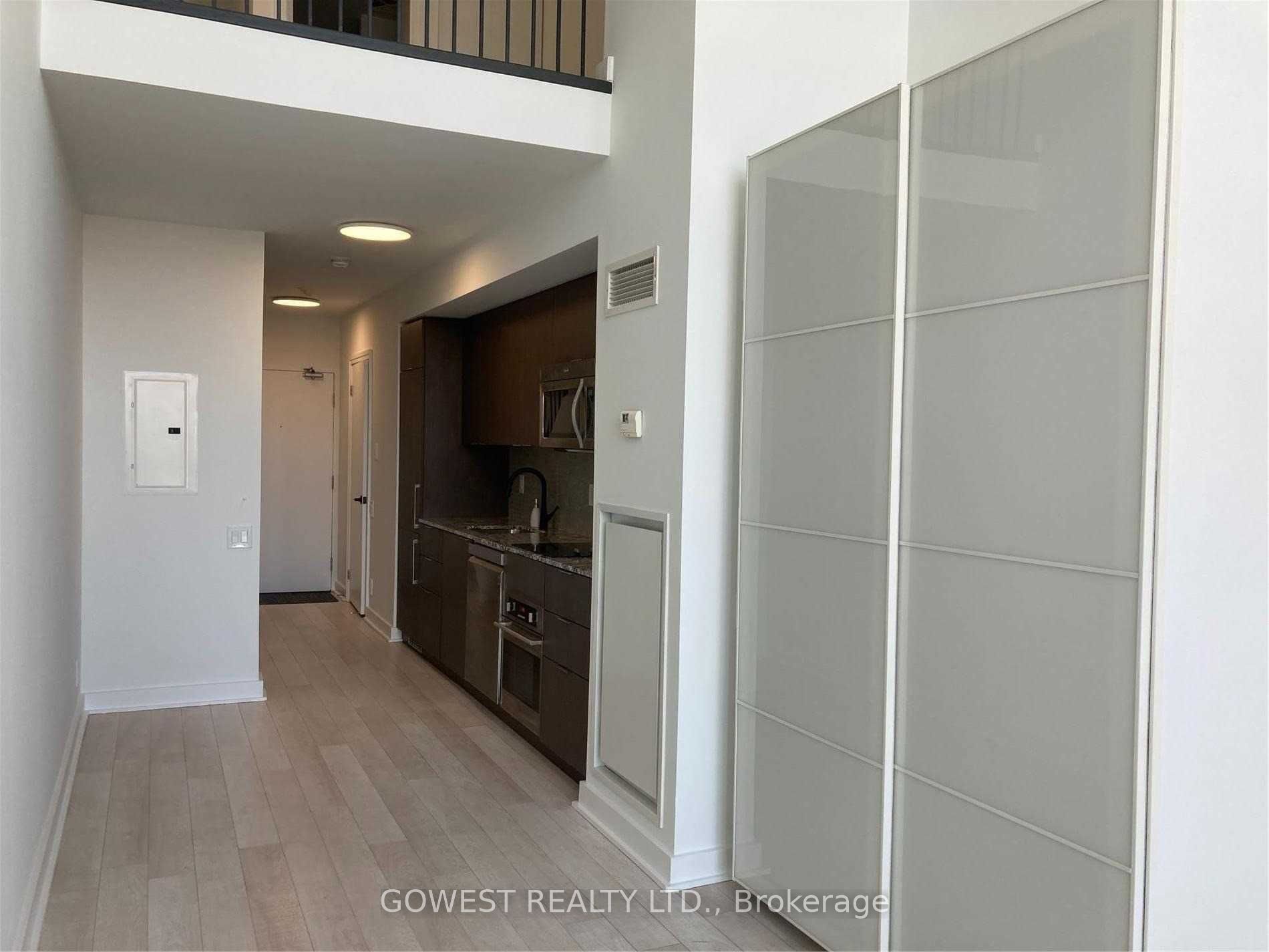 5 Hanna Avenue 743 Property Photo 17