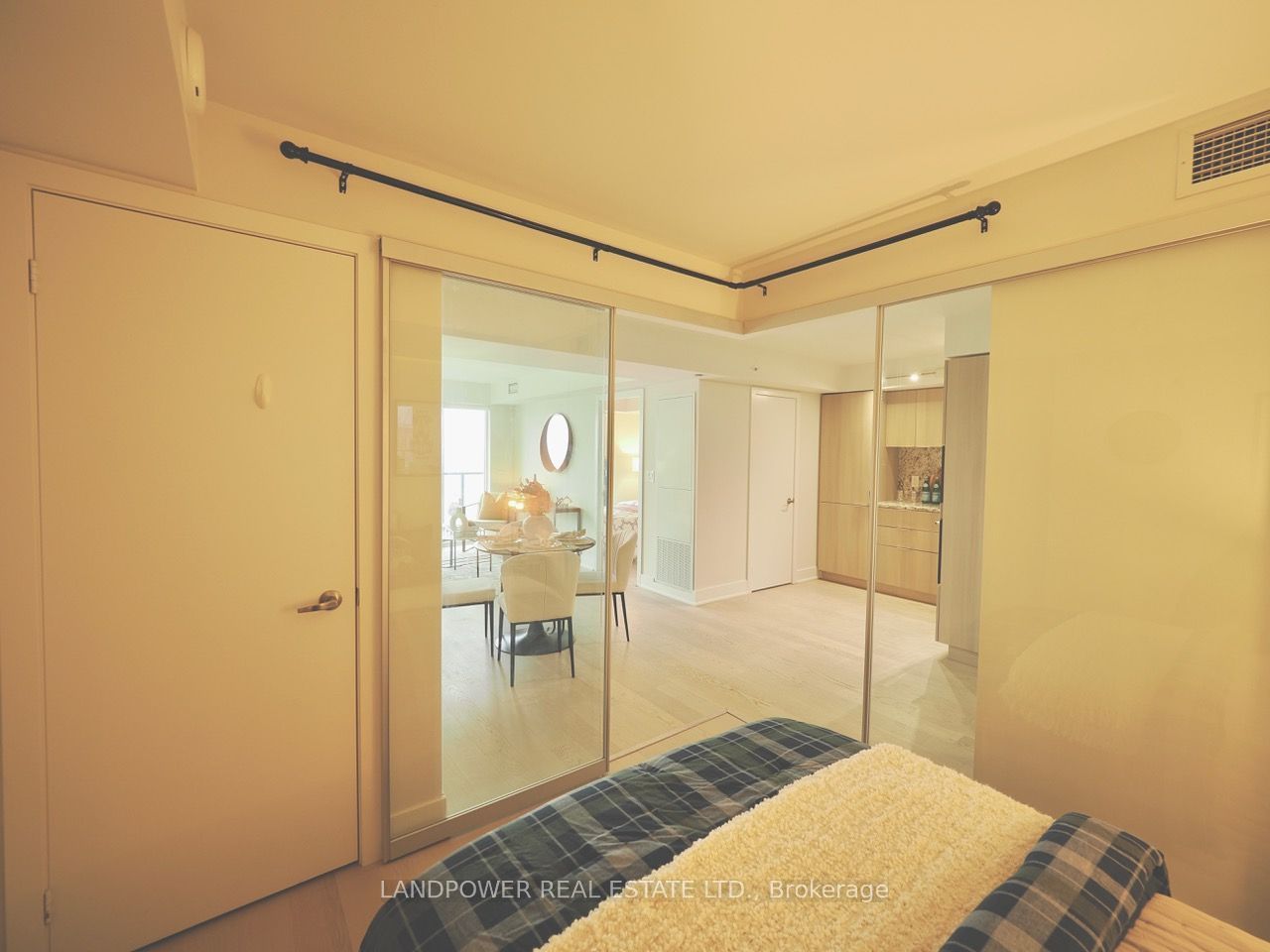 955 Bay Street 2713 Property Photo 21