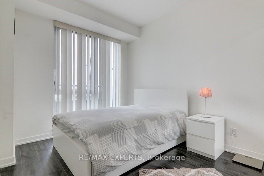 18 Rean Drive 607 Property Photo 14