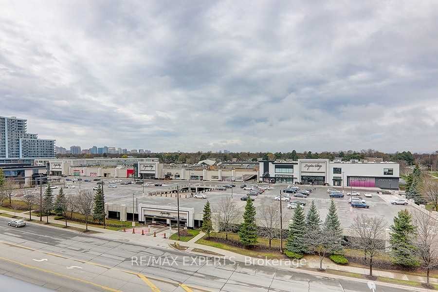 18 Rean Drive 607 Property Photo 17
