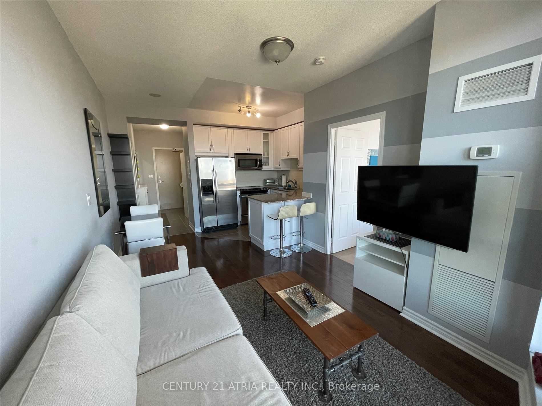 18 Holmes Avenue 1412 Property Photo 5